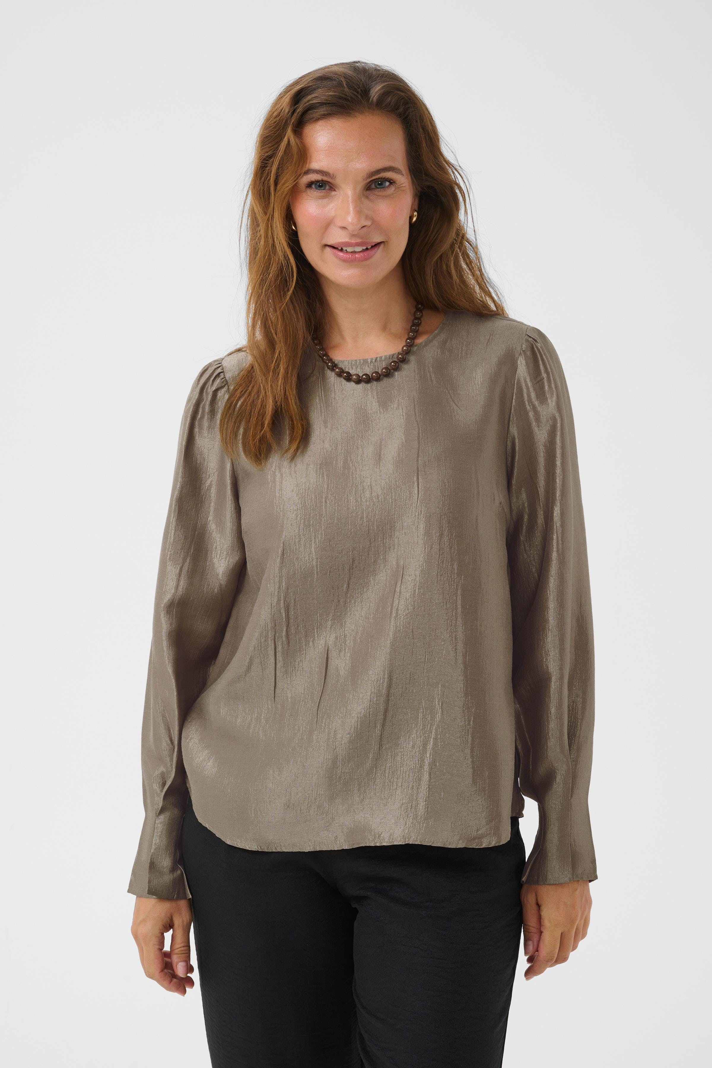 BPwinnie Blouse LOOKBOOK FRONT 40200241-190808
