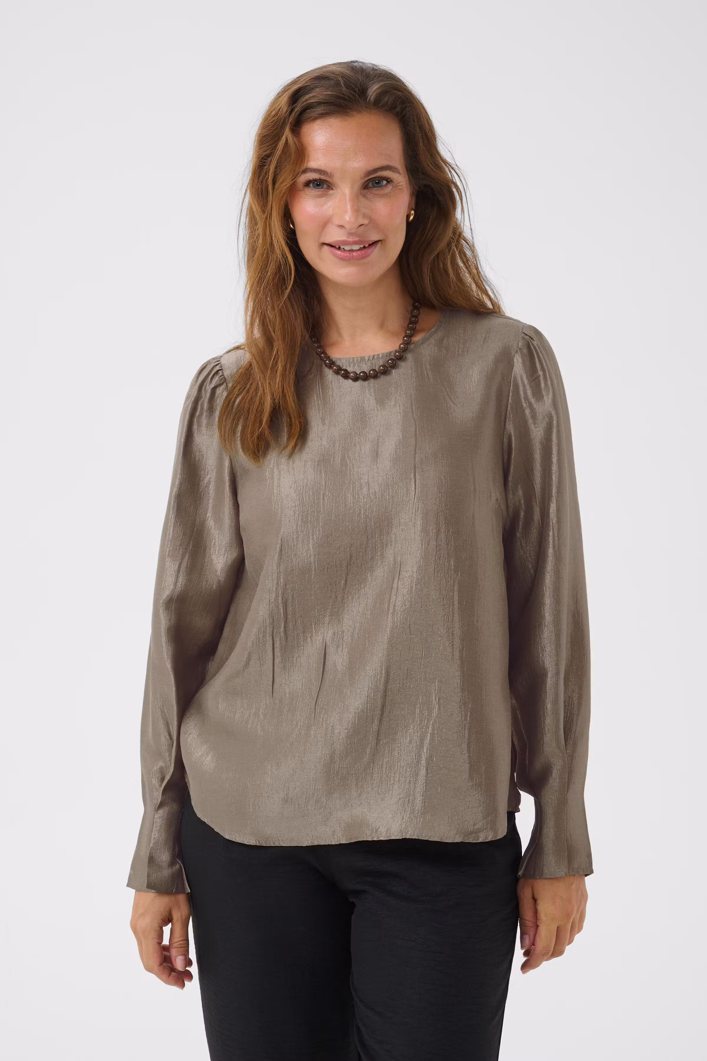 BPwinnie Blouse LOOKBOOK FRONT 40200241-190808
