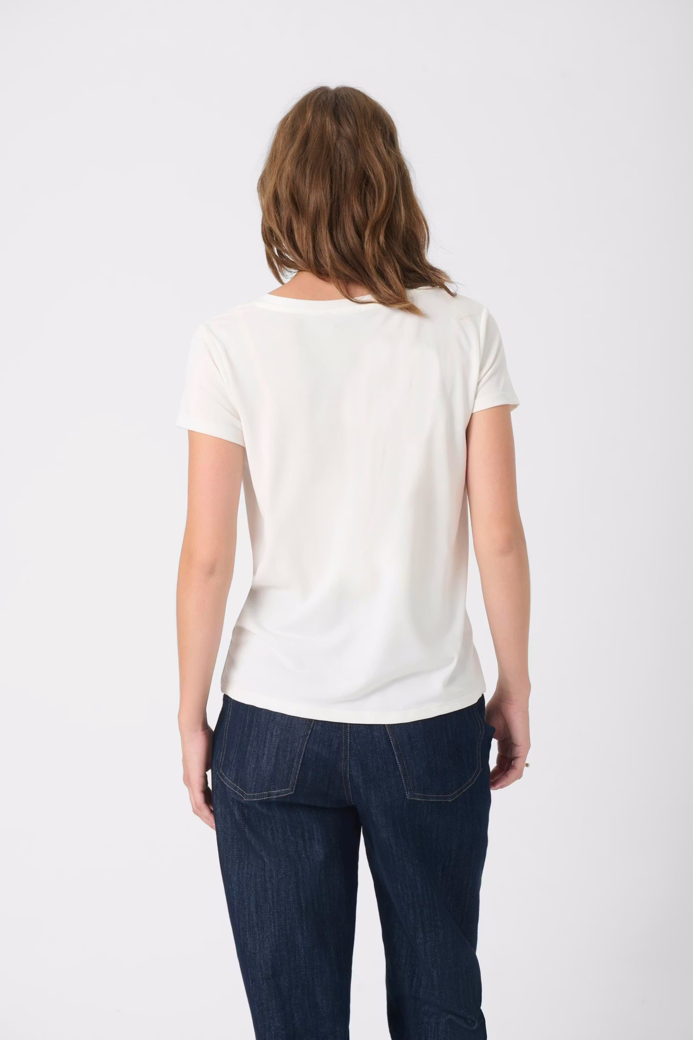 SLColumbine V-neck T-shirt LOOKBOOK BACK 30404284-40093