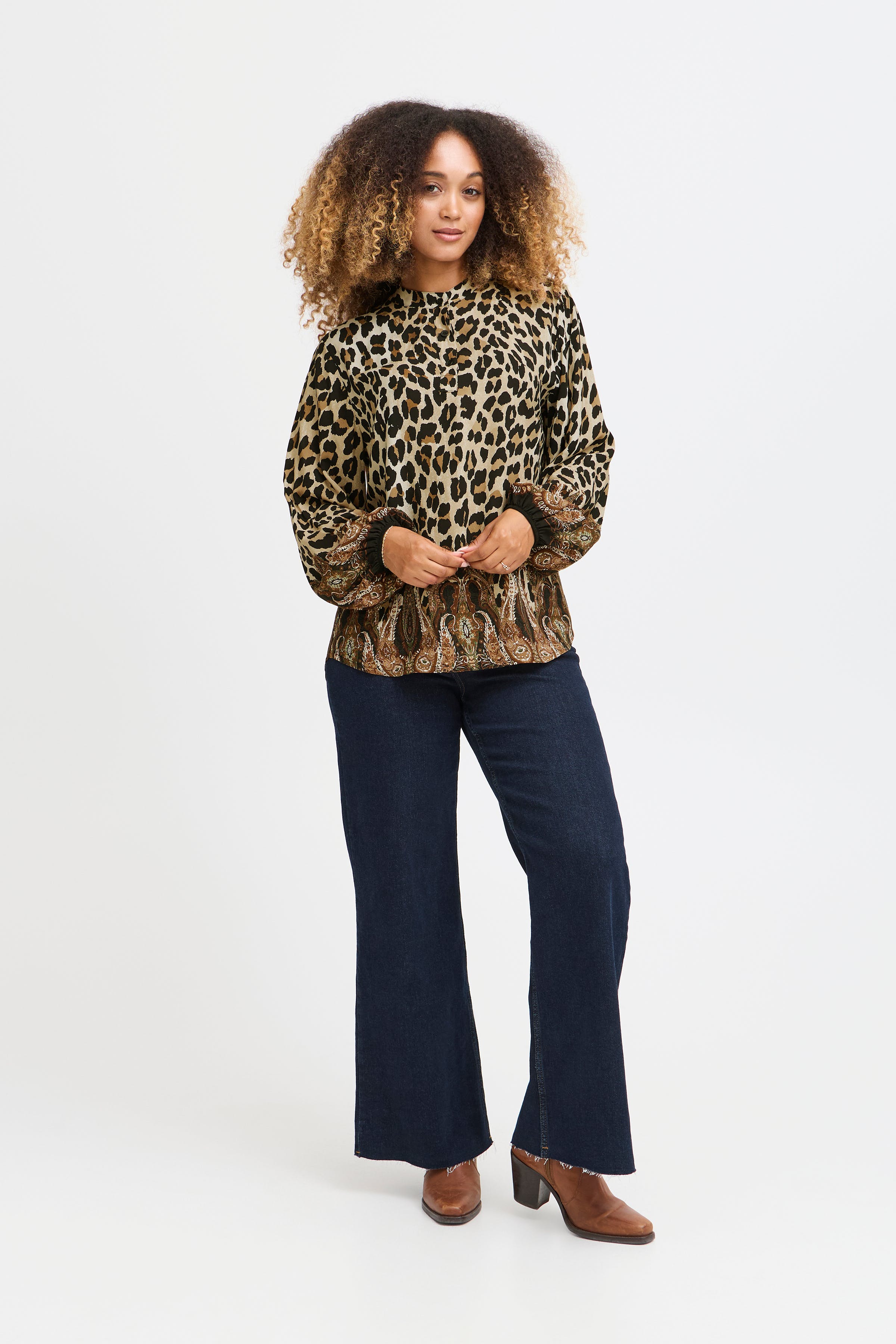 SBIBERIA Bluse LOOKBOOK FRONT 22100792-203533