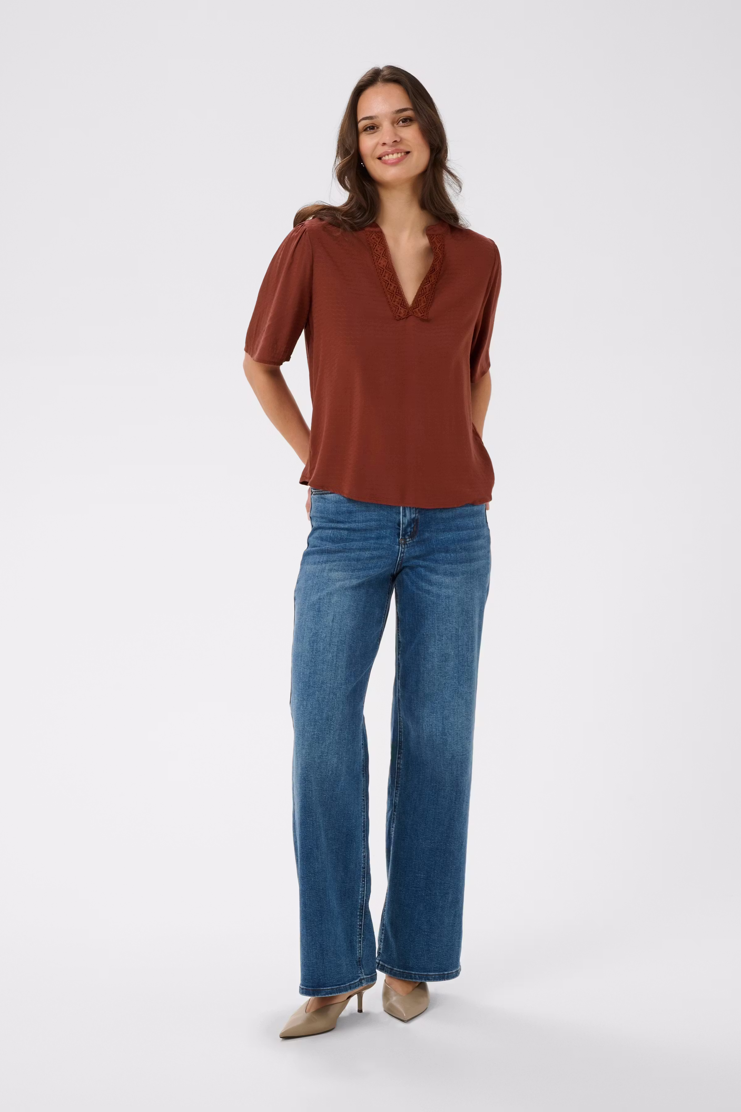 KAgina Bluse LOOKBOOK FRONT 10511643-191334