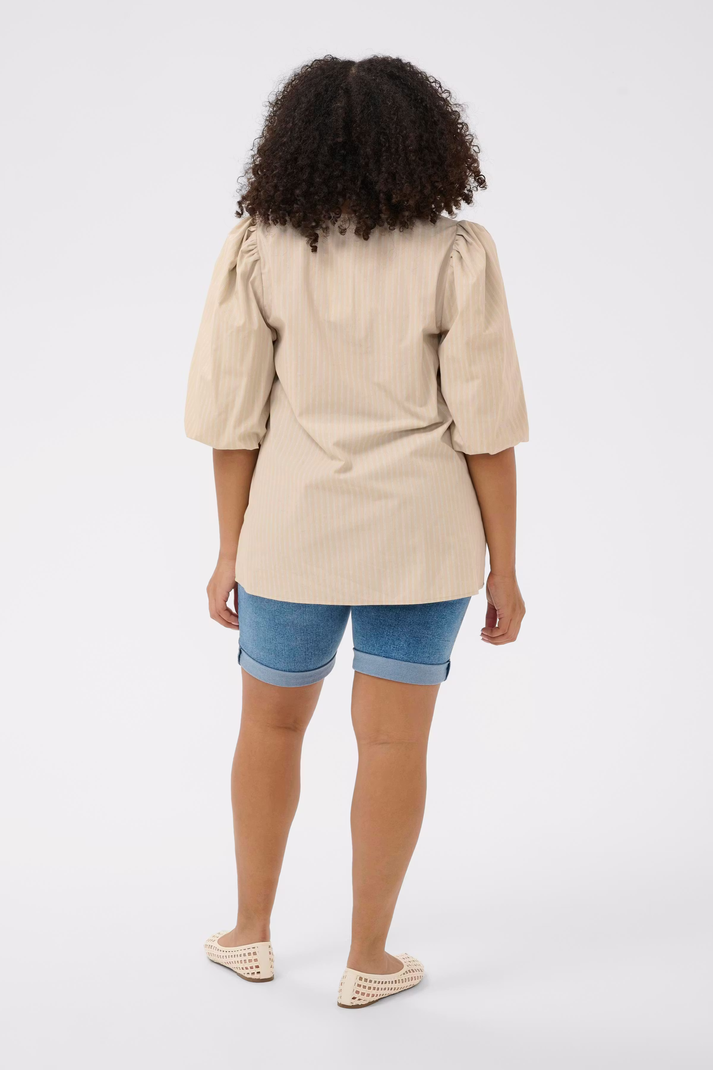 KCjosa Blouse LOOKBOOK BACK 10584006-108996