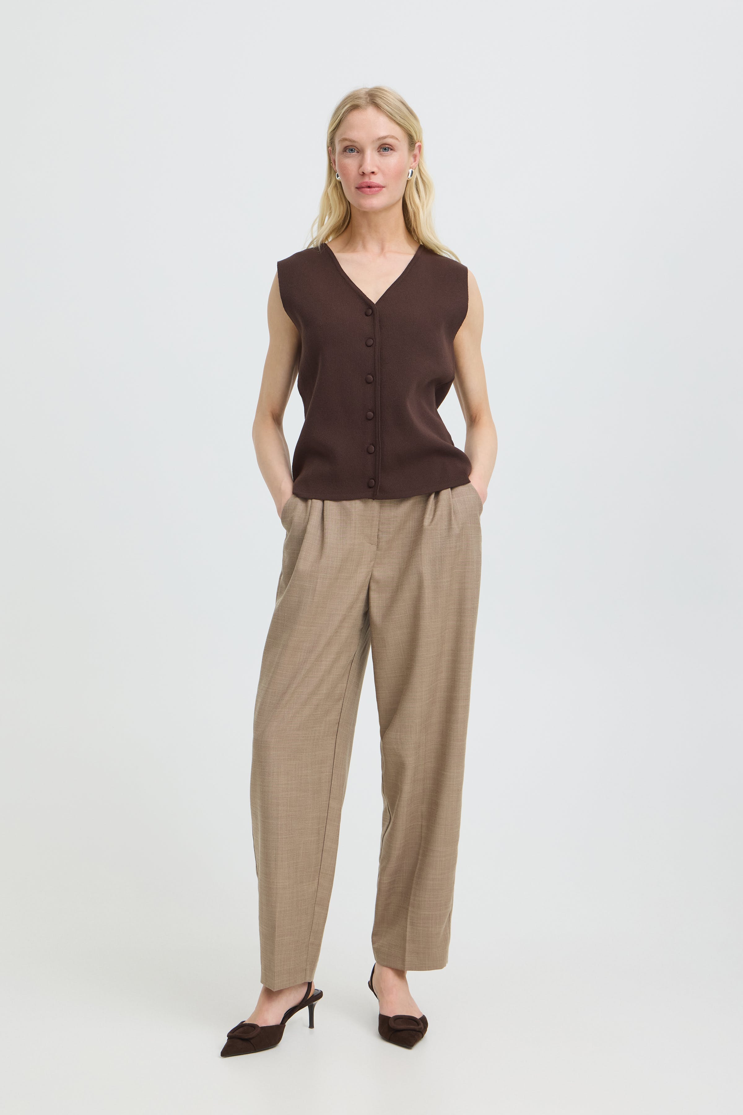 BYOTARI Slipover LOOKBOOK FRONT 20819142-191016