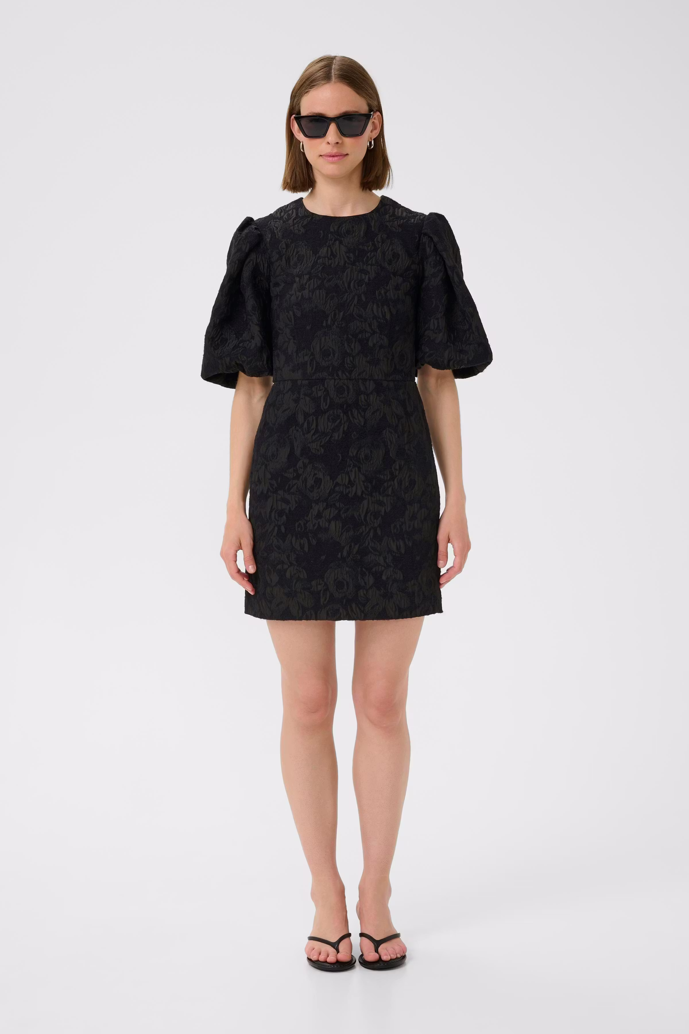 BriiIW Mini Dress LOOKBOOK FRONT 30110982-194008