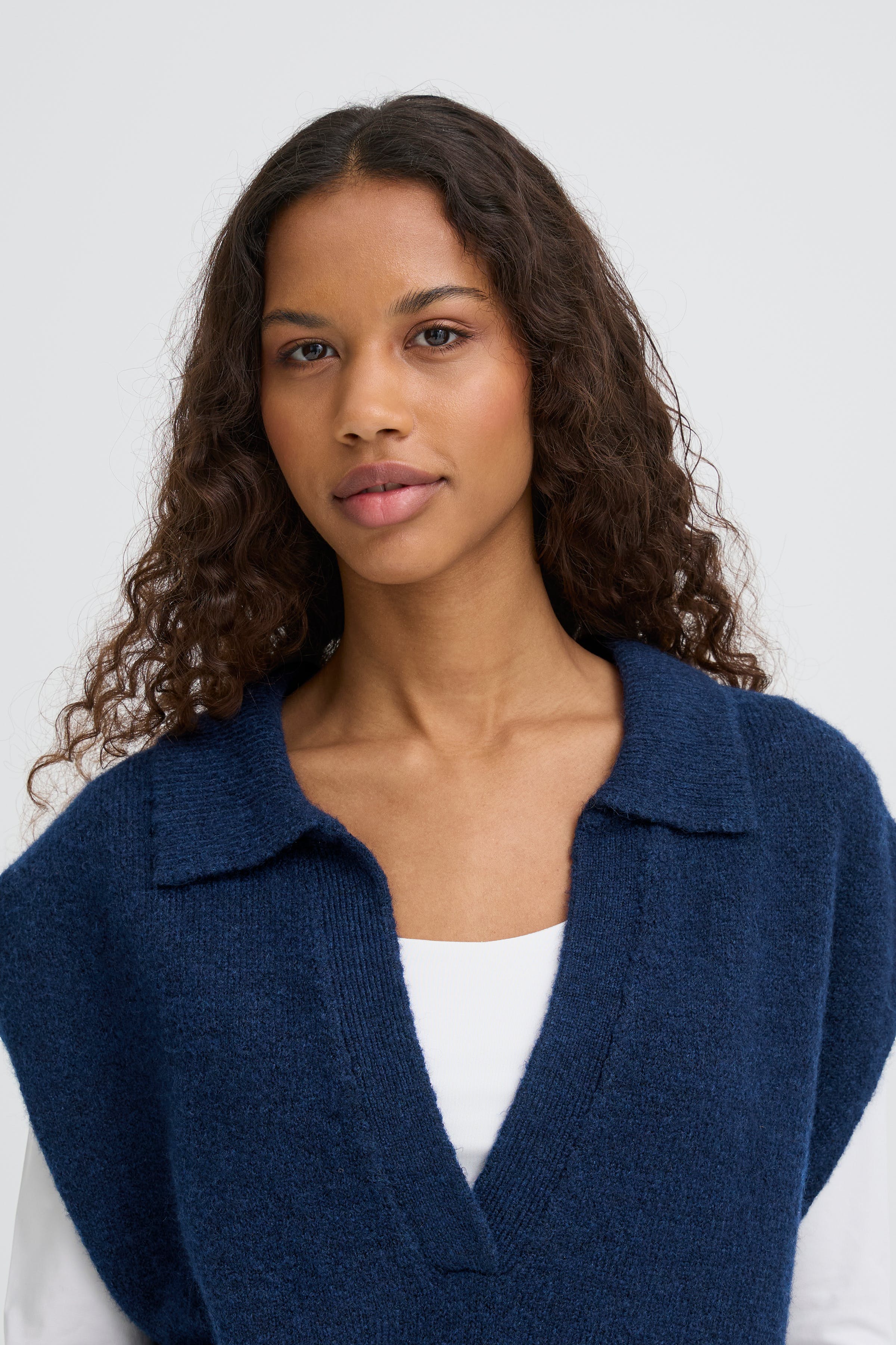 IHPOVOKE Strikket vest LOOKBOOK DETAIL 20125164-193939