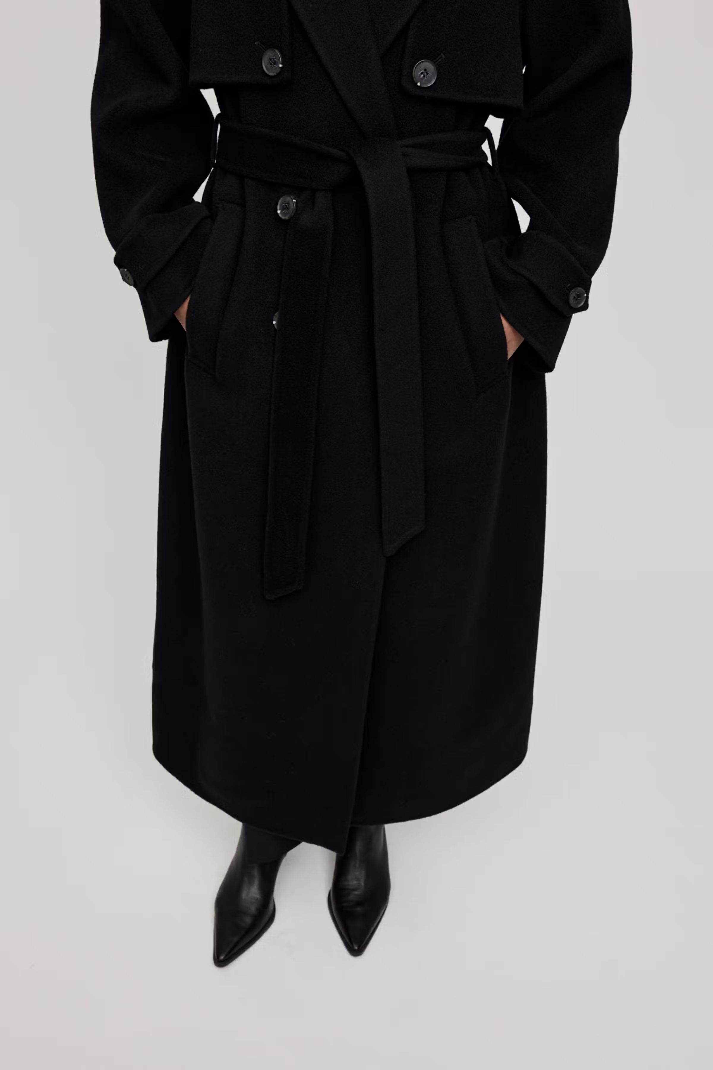 COLETTE Coat LOOKBOOK FRONT 30600565-BK999