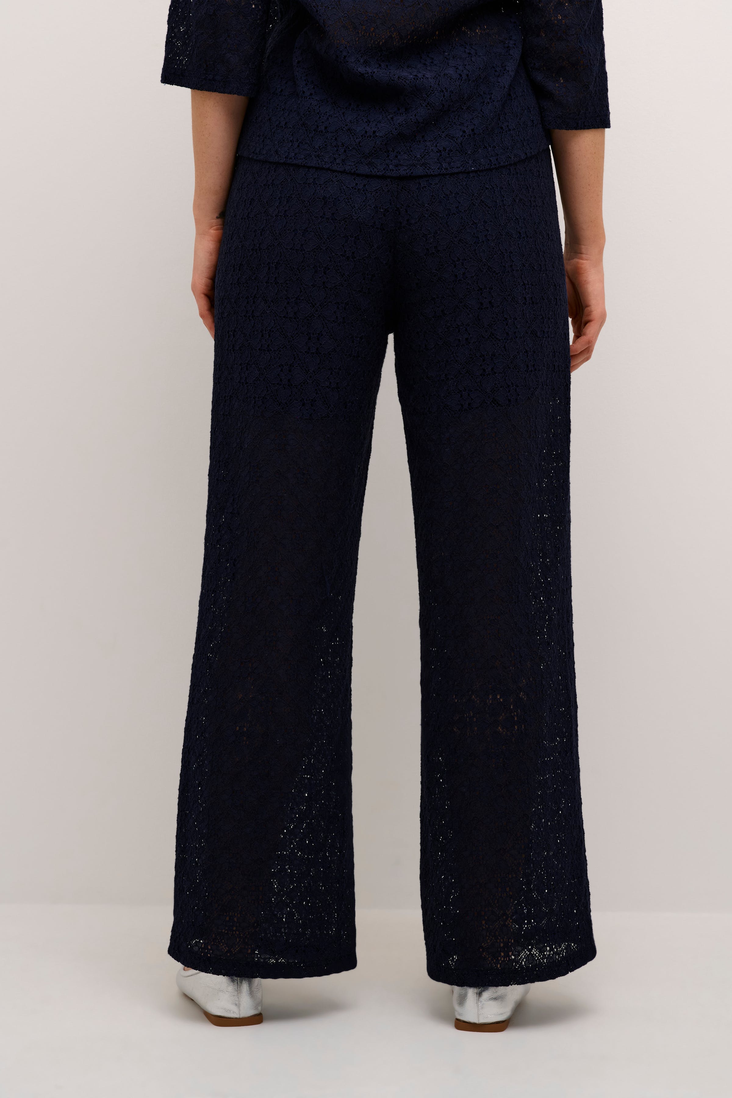 CRKlara Pantalon LOOKBOOK BACK 10612499-193923