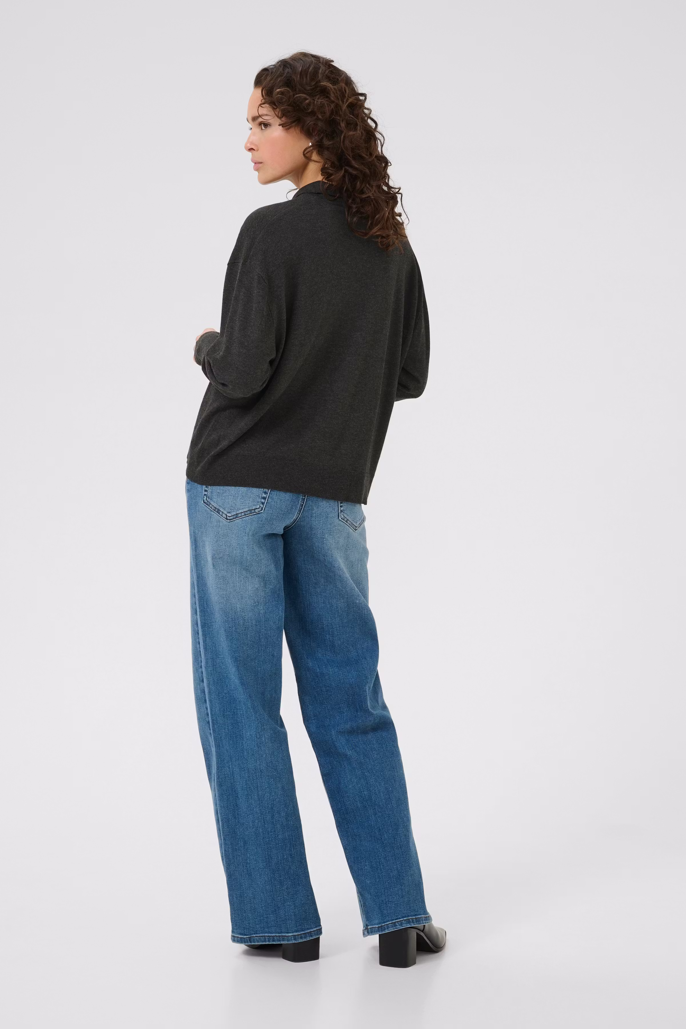 KAlizza Pullover LOOKBOOK BACK 10510749-100125