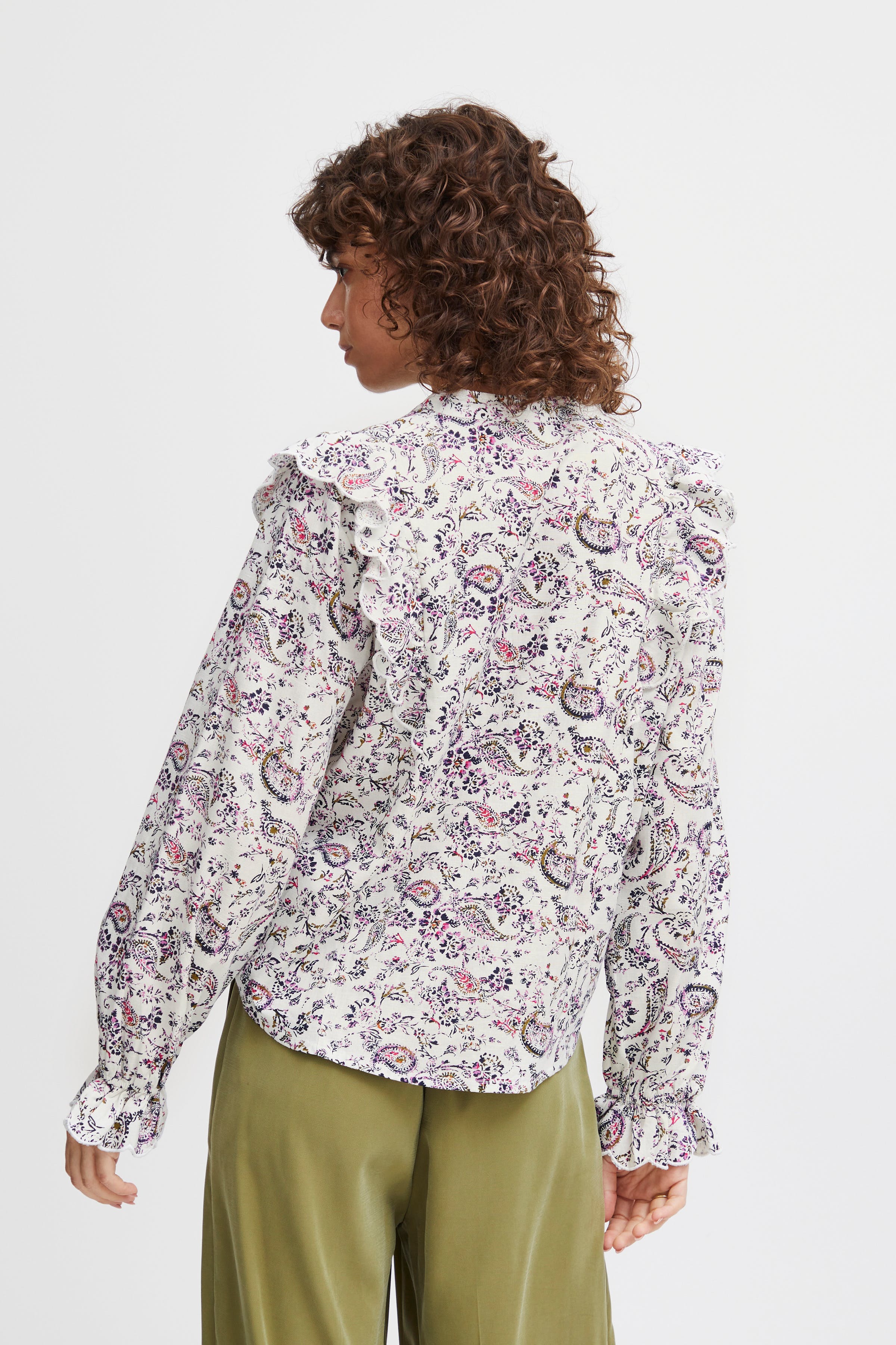 IRSASSY Shirt LOOKBOOK BACK 20119518-130905