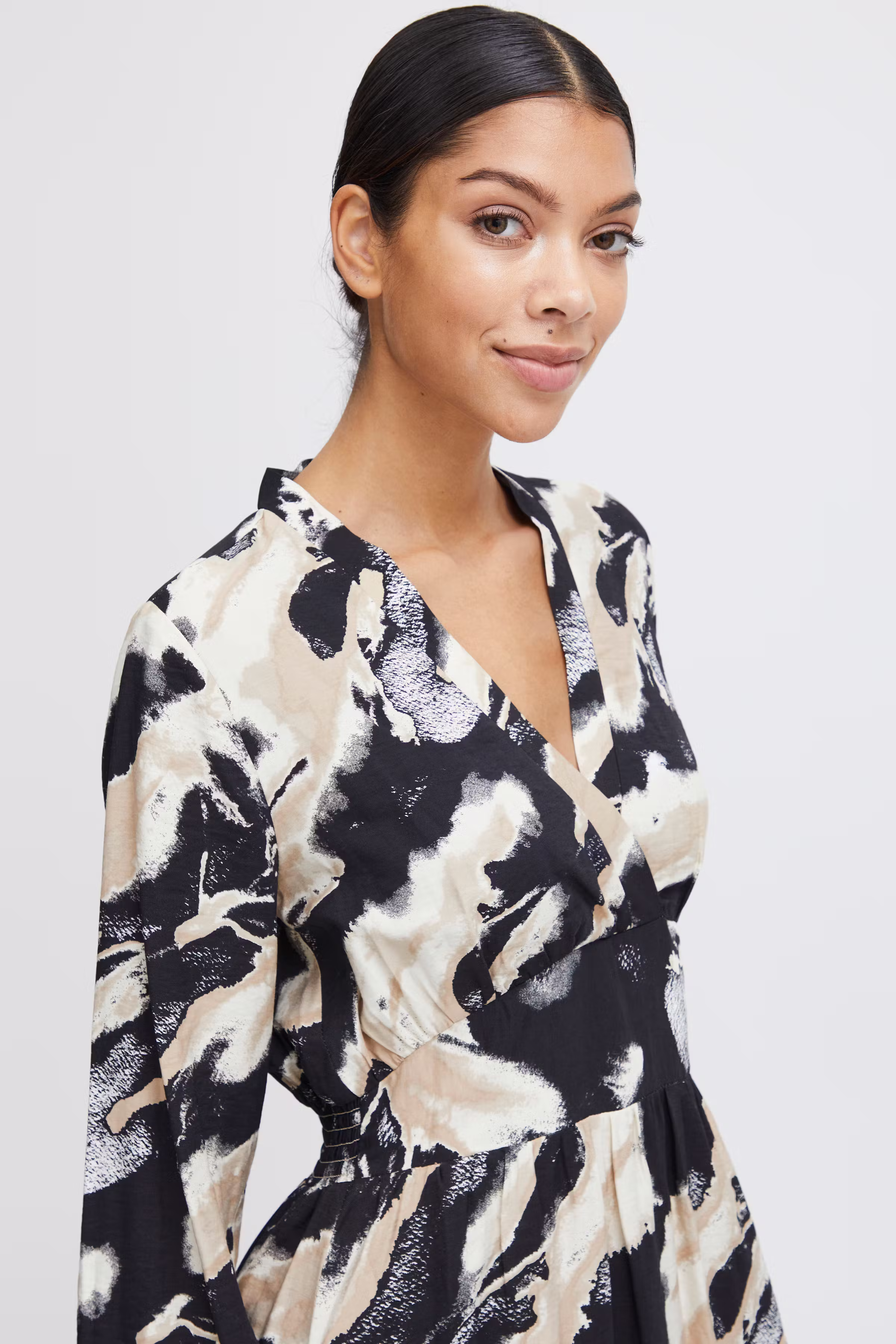 BYIHAMMA Kleid LOOKBOOK DETAIL 20814332-200779