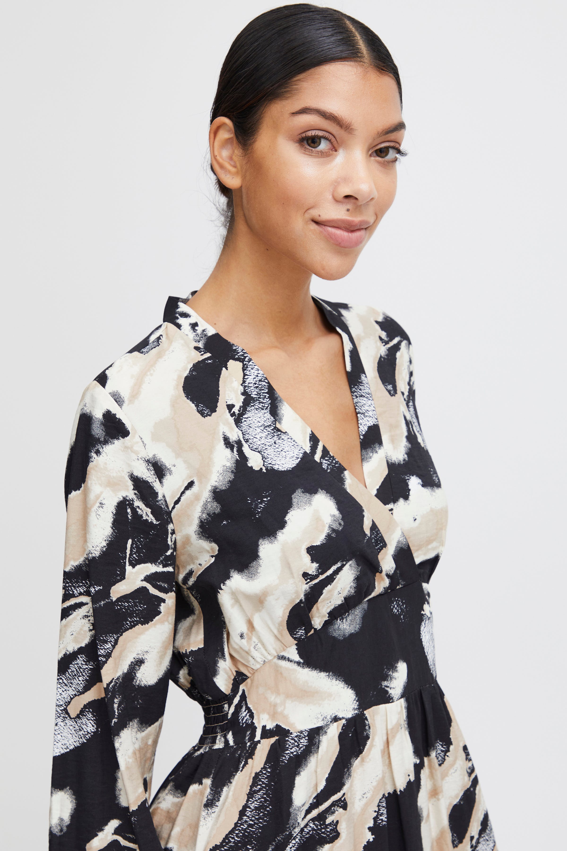 BYIHAMMA Kleid LOOKBOOK DETAIL 20814332-200779