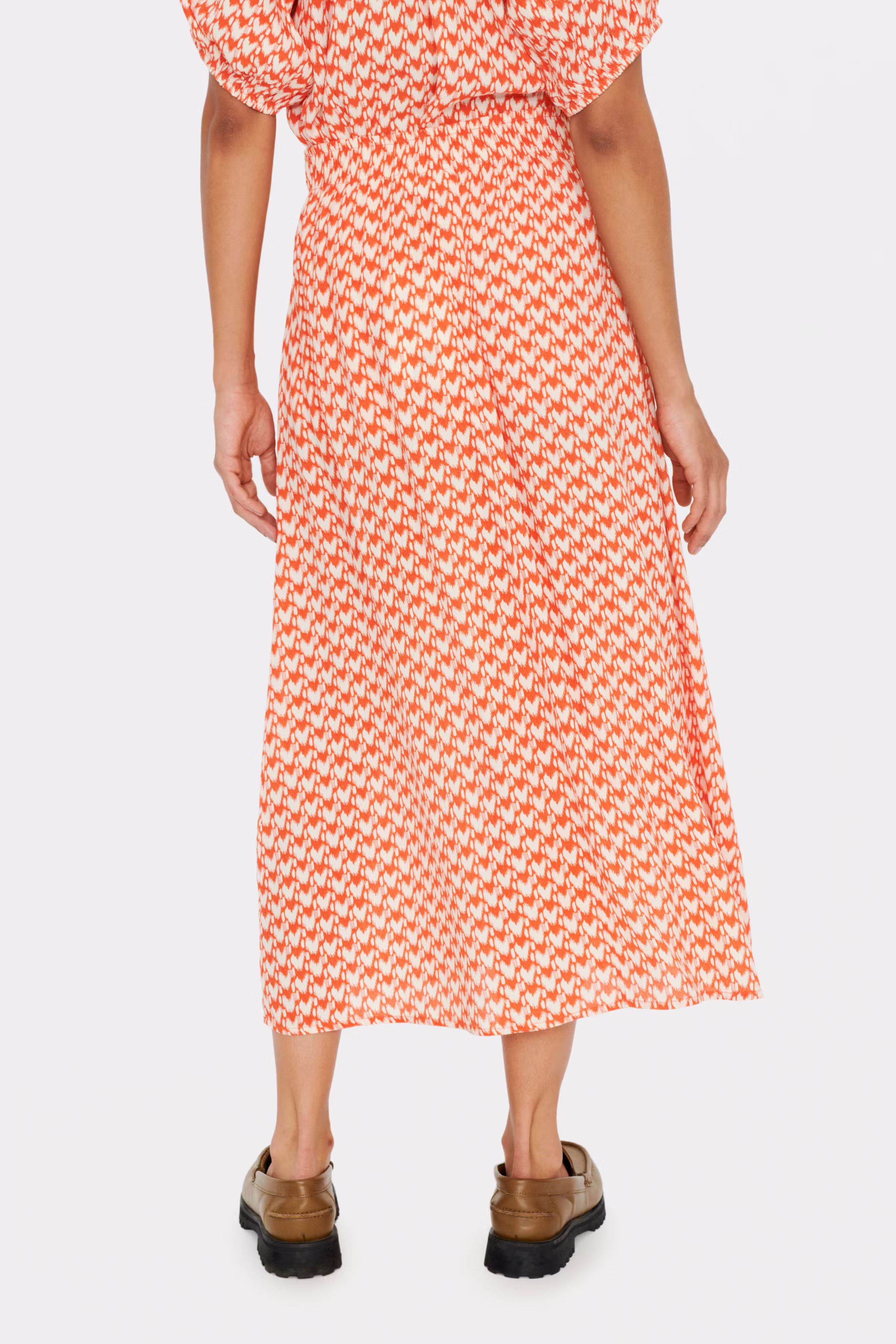 TessaSZ Skirt LOOKBOOK BACK 30512387-302725