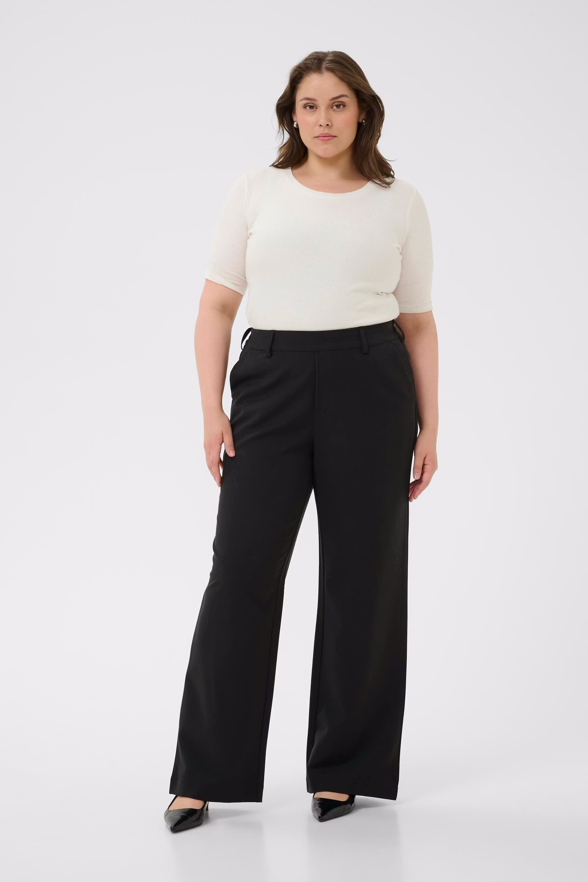 KChalley Hose LOOKBOOK FRONT 10583936-100121