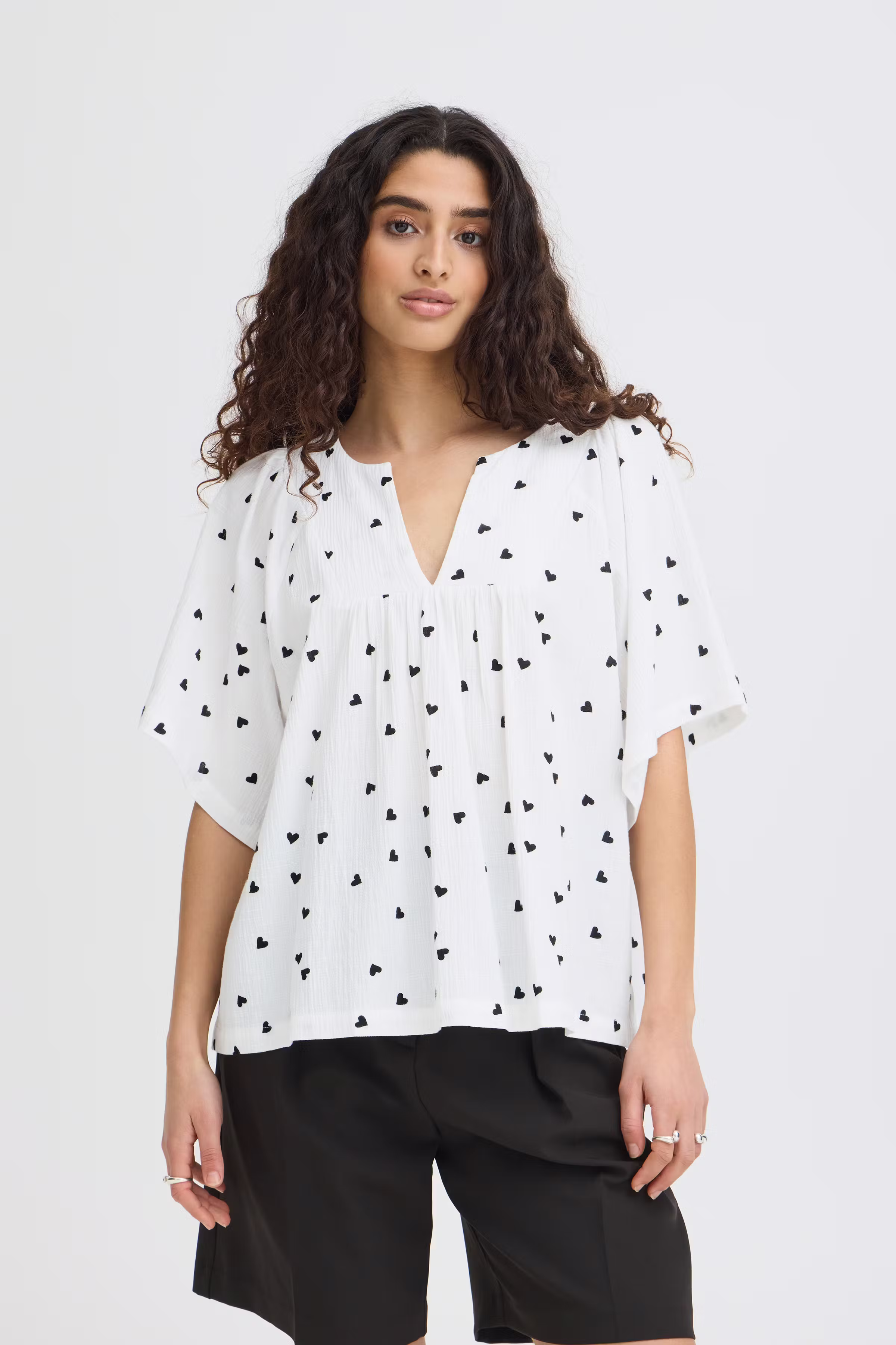 IHLIFANA Bluse LOOKBOOK FRONT 20125641-900005777