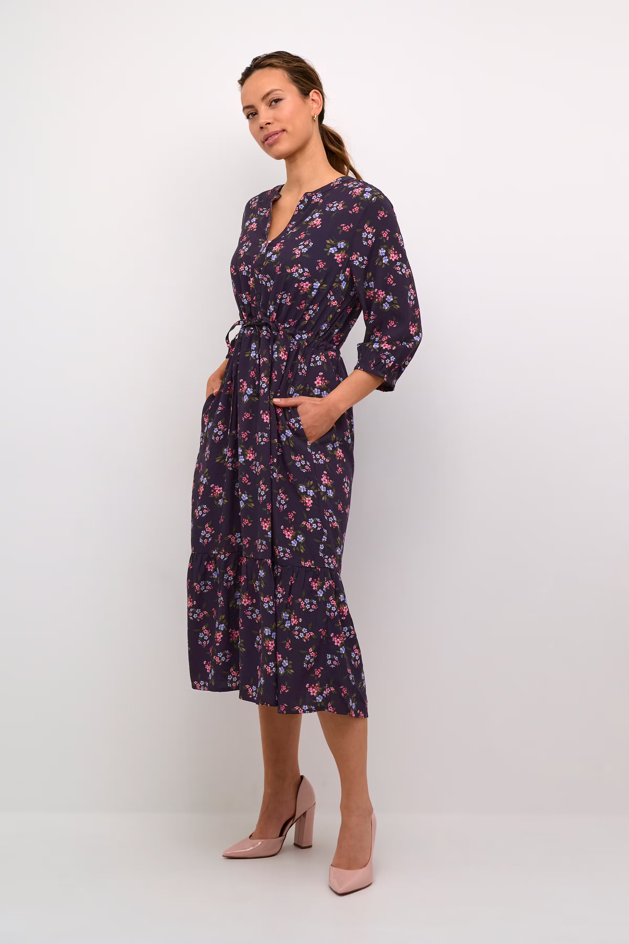 CRTiah Dress LOOKBOOK FRONT 10611687-107130