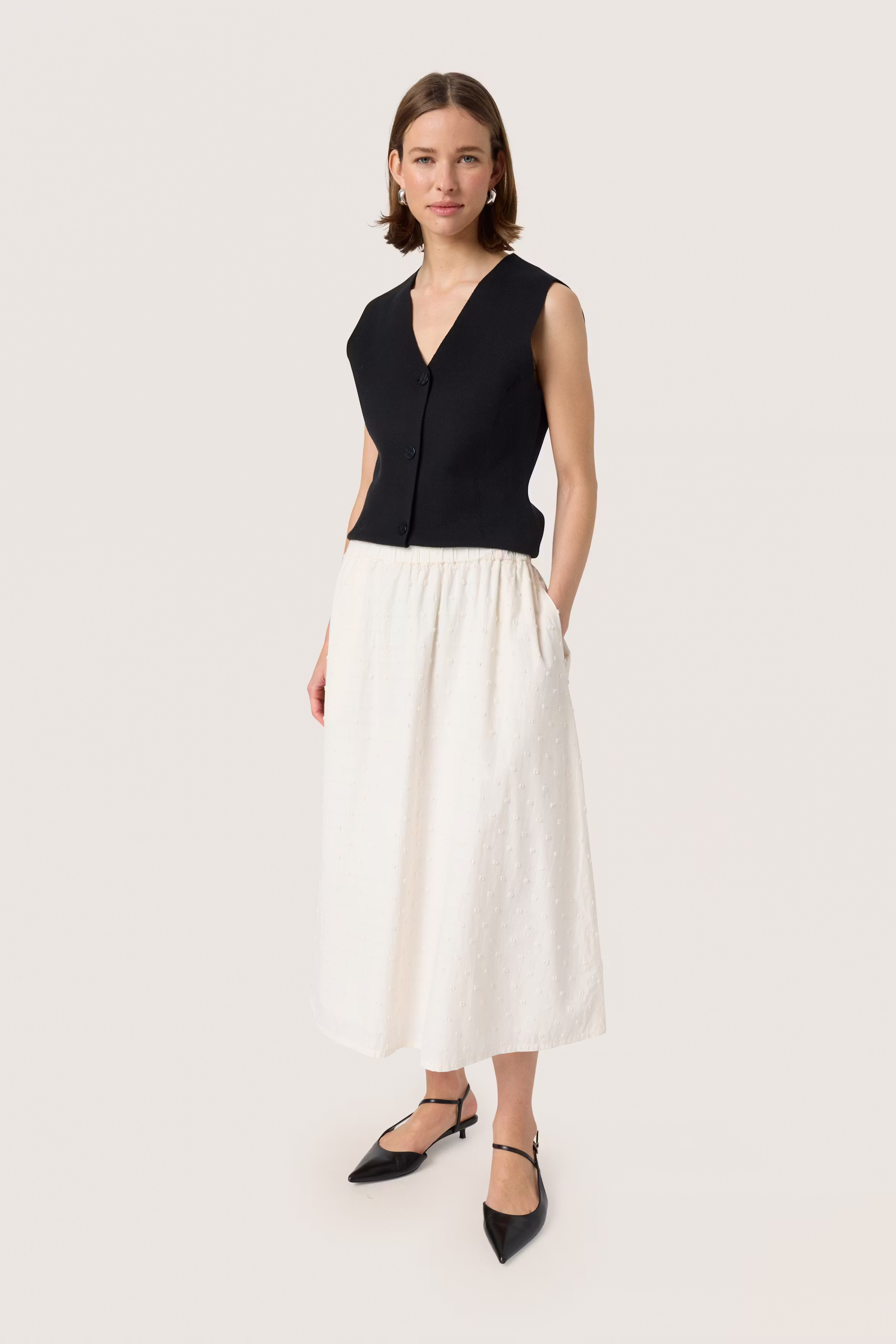 SLSunela Skirt LOOKBOOK FRONT 30408478-111001