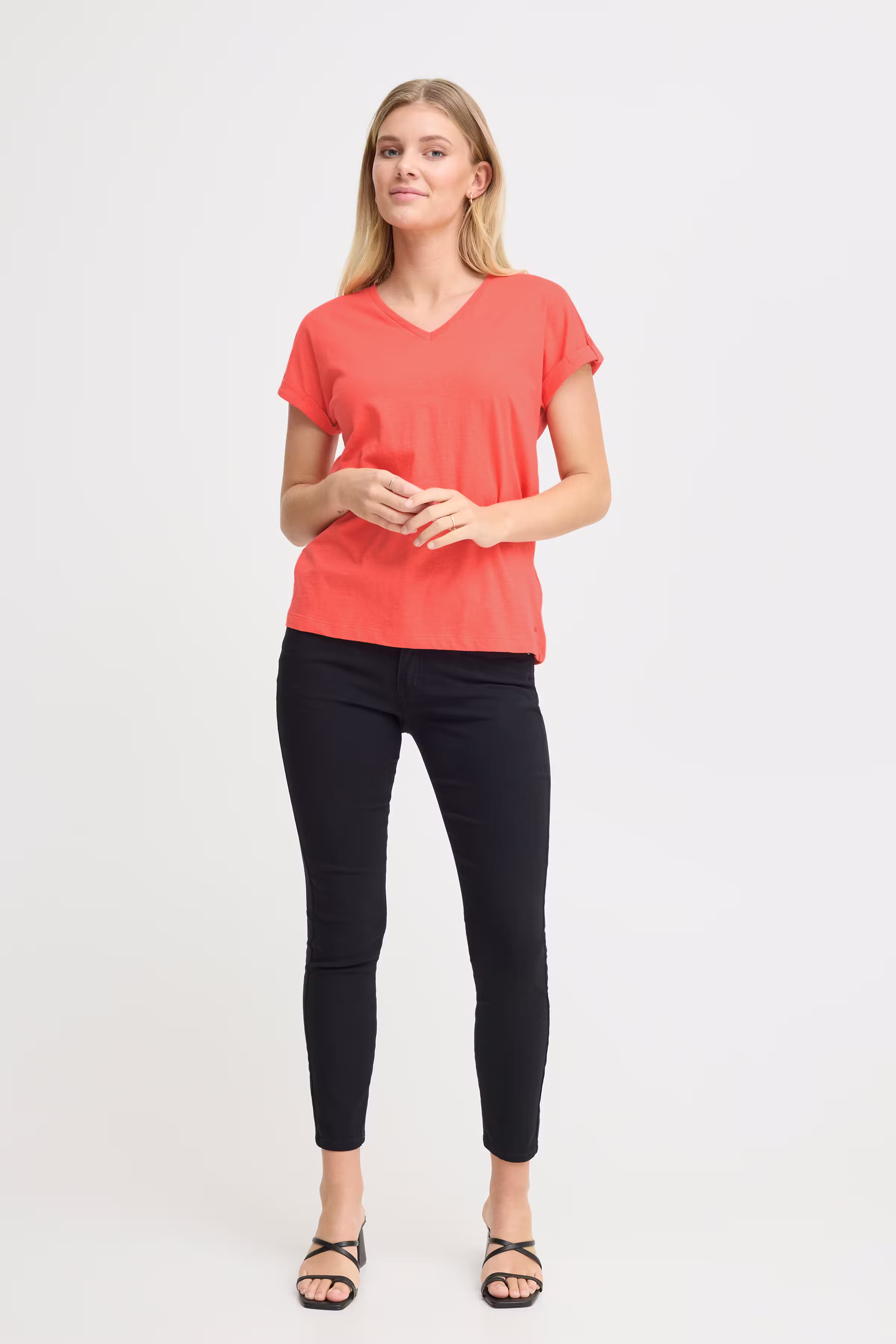 FRDALIA T-shirt LOOKBOOK FRONT 20615609-181651