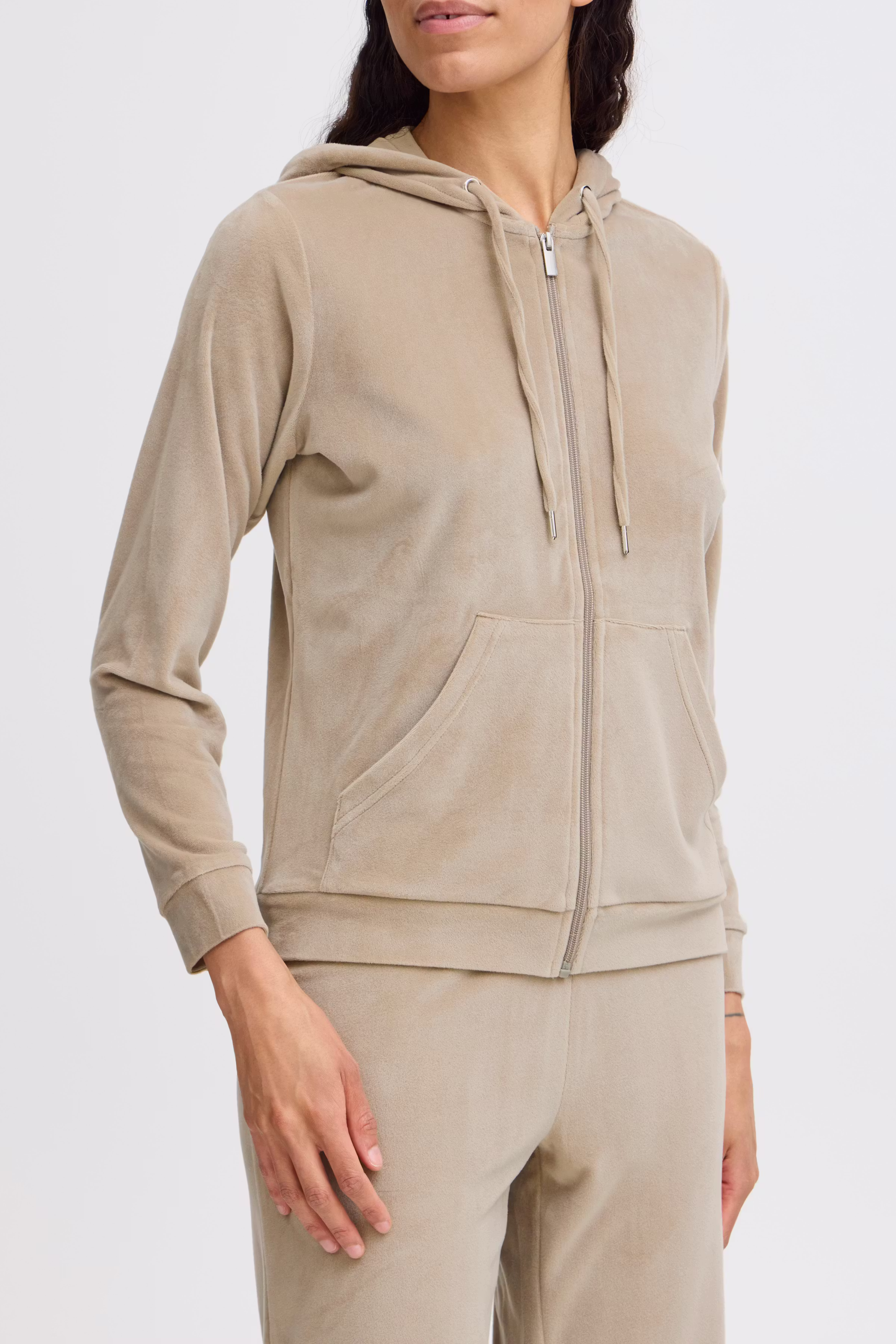 BYMITZA Joggedrakt LOOKBOOK DETAIL 20810786-171105