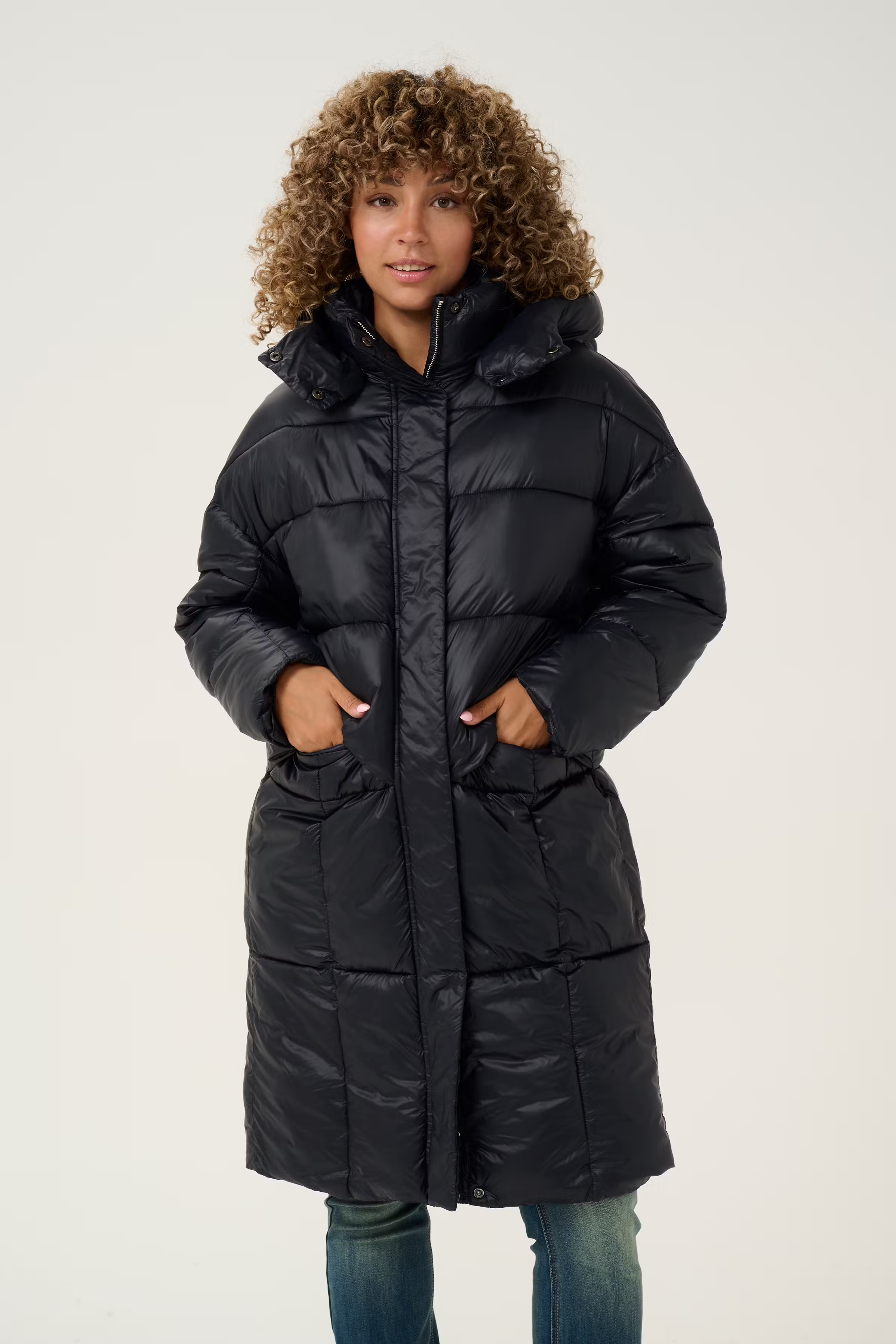 CRBetulla Jacke LOOKBOOK FRONT 10613035-100120