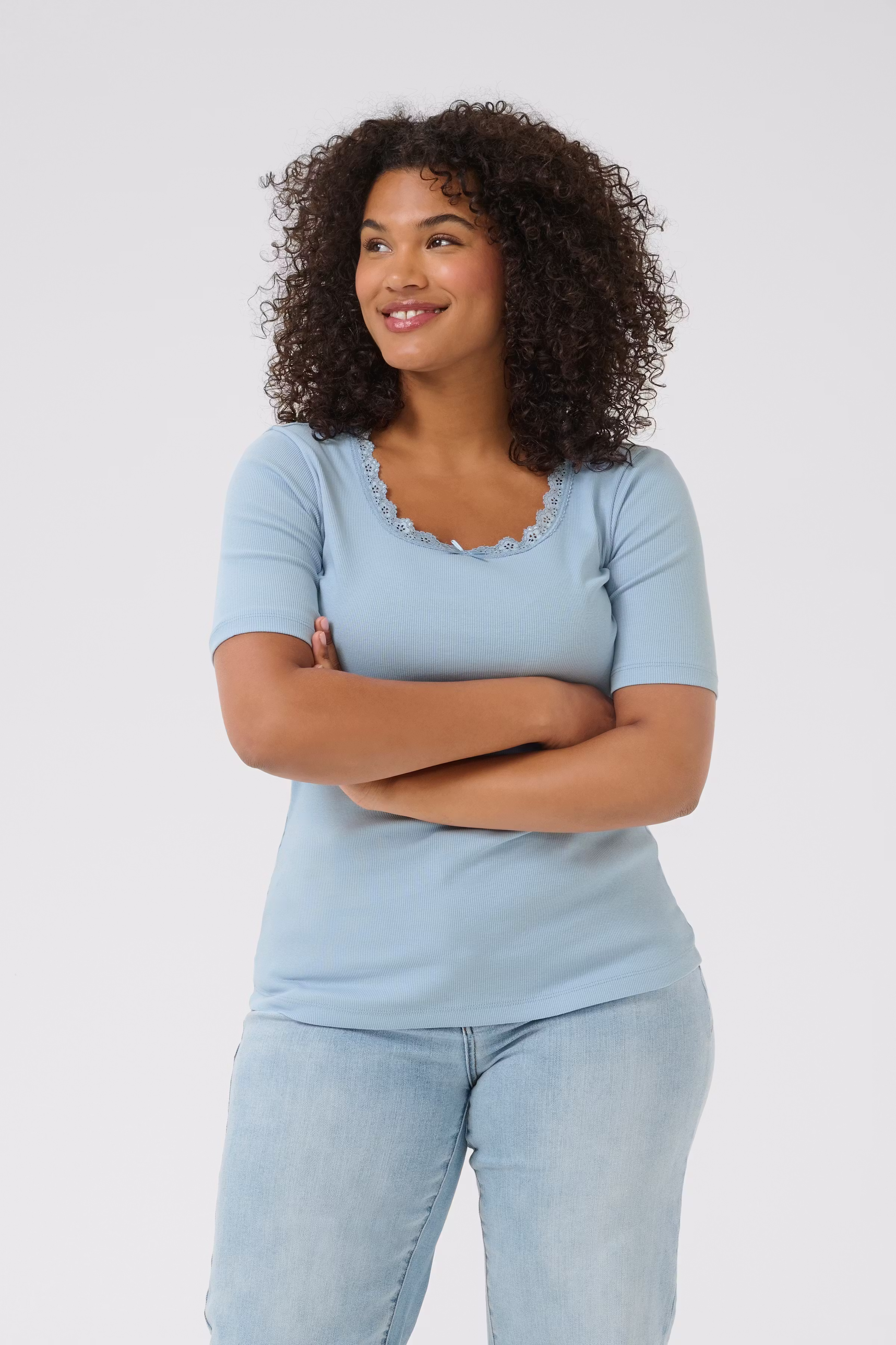 KCbritt T-shirt LOOKBOOK FRONT 10582305-164016