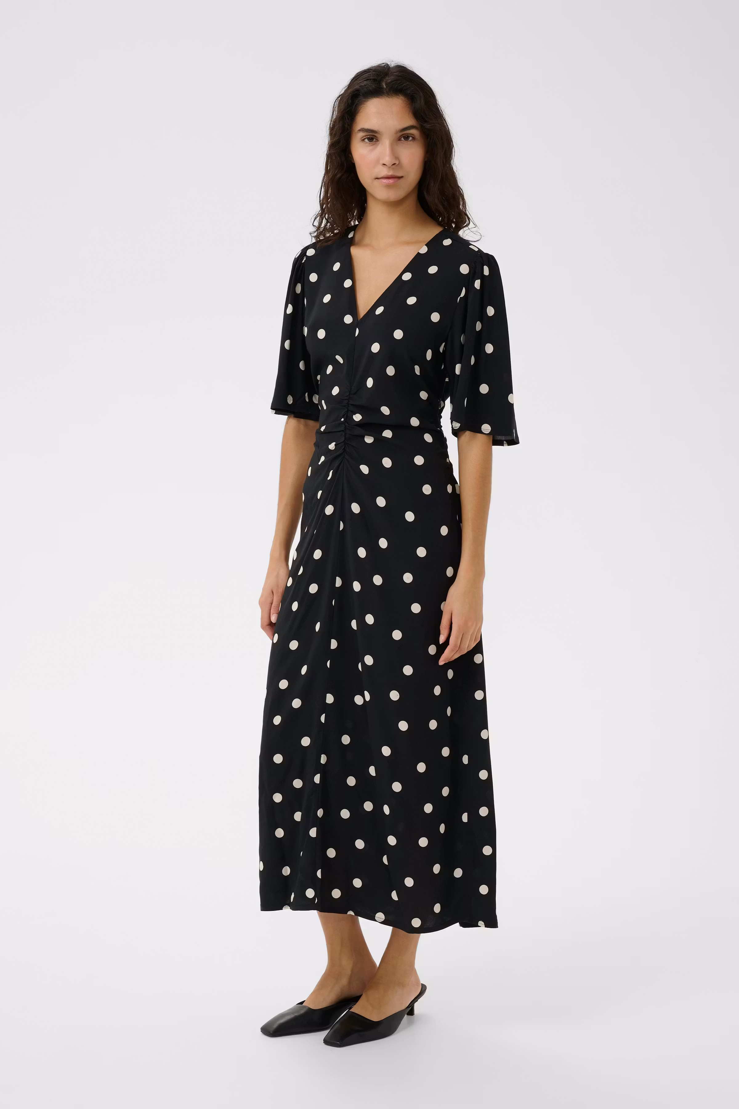 SLArjana Klänning LOOKBOOK FRONT 30409274-305254