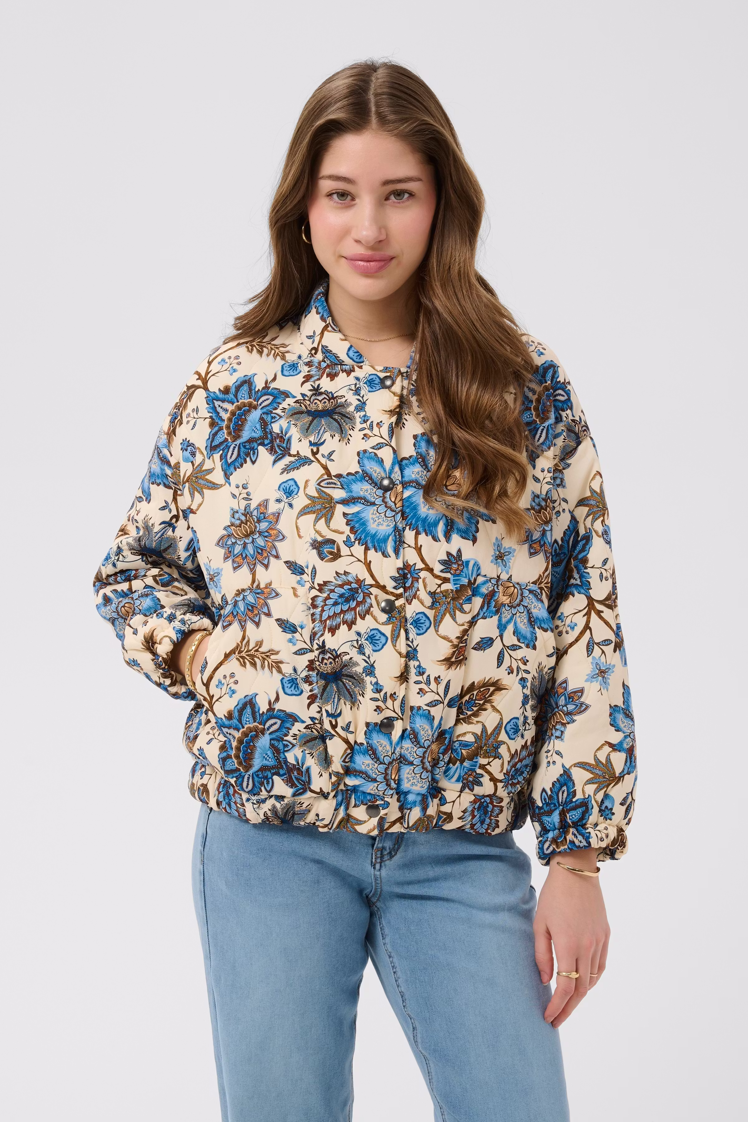 CRMaisey Casual Jacke LOOKBOOK FRONT 10613139-106789