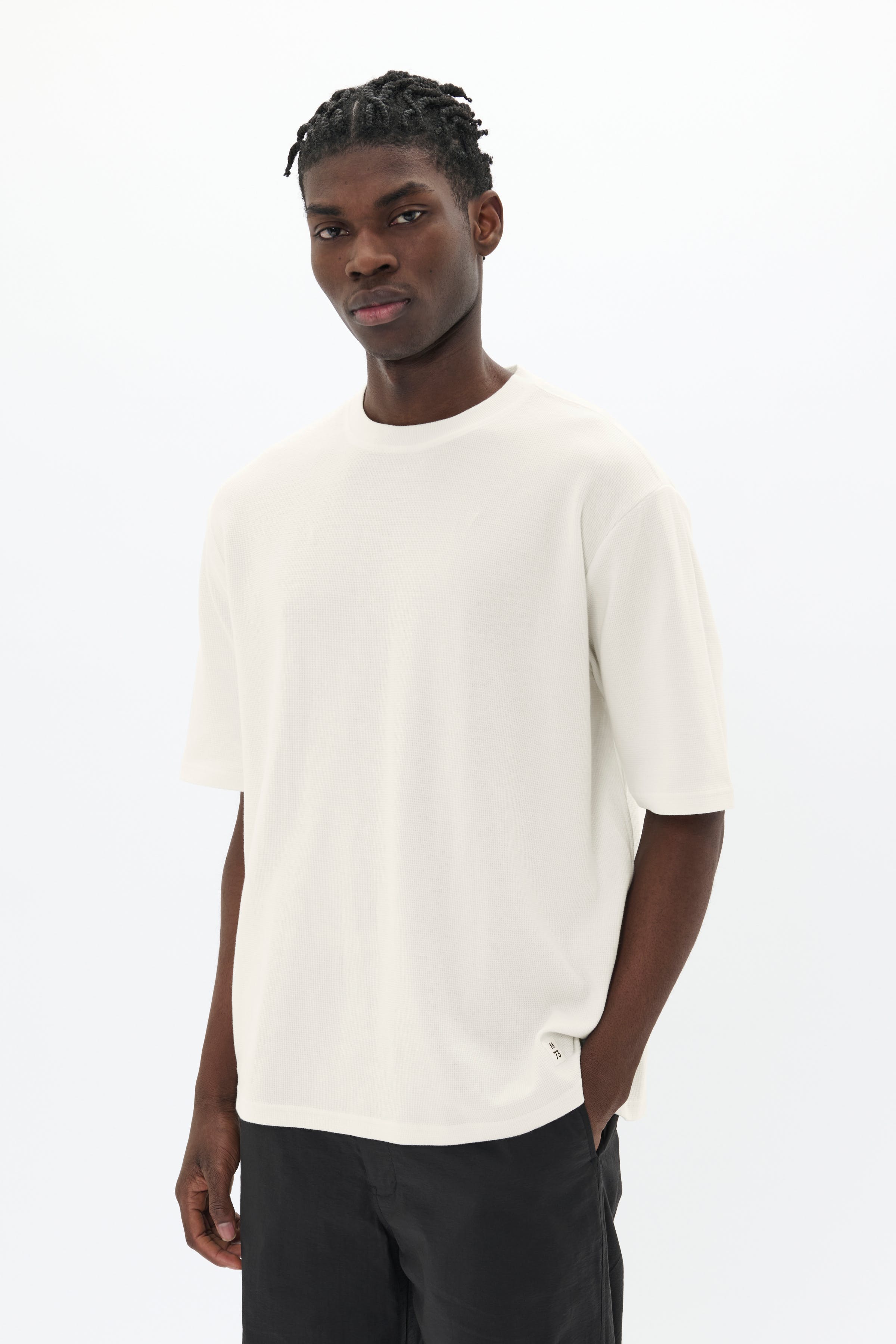 MAhudson T-shirt LOOKBOOK FRONT 30208130-114201