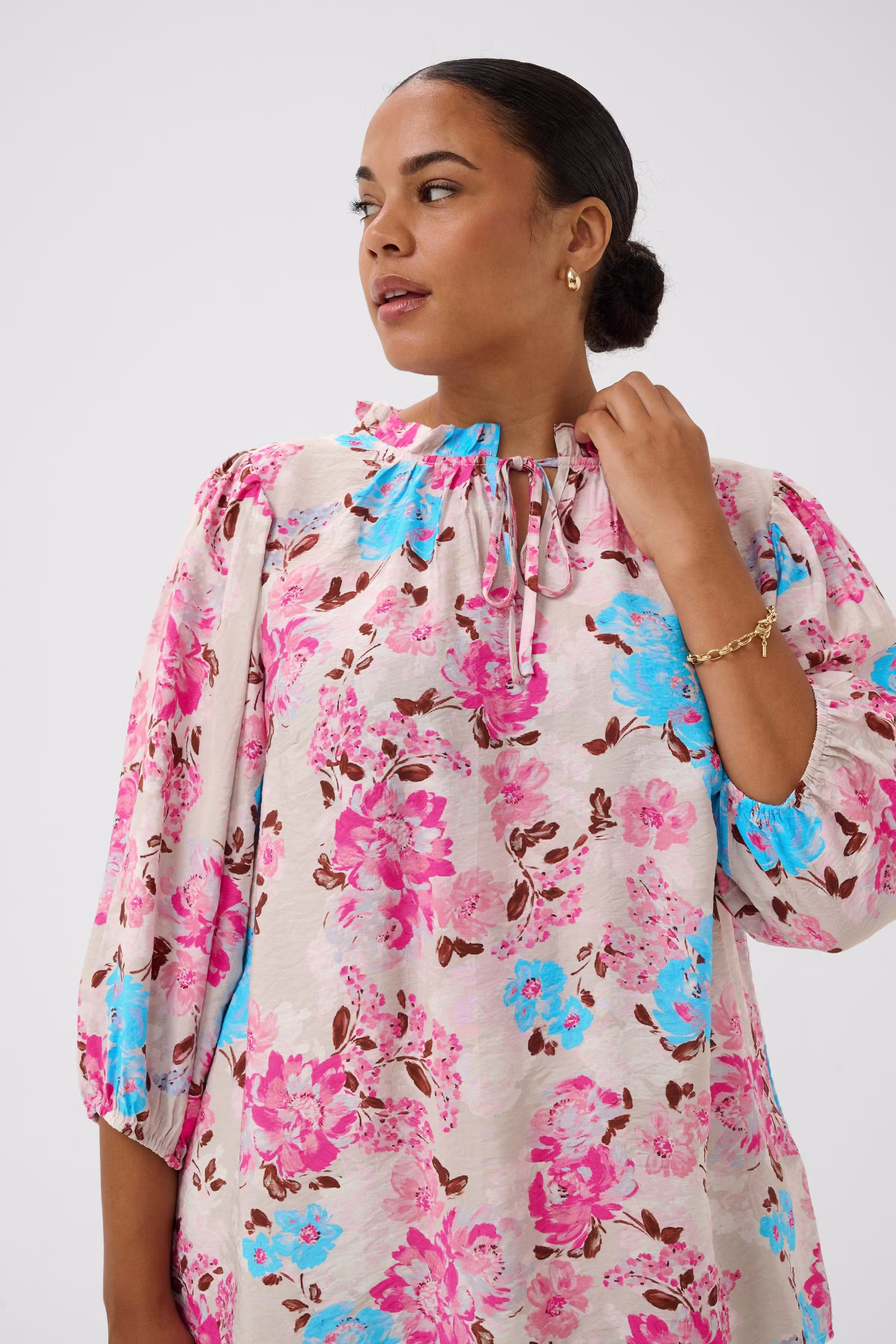 KChayley Bluse LOOKBOOK DETAIL 10584162-109324