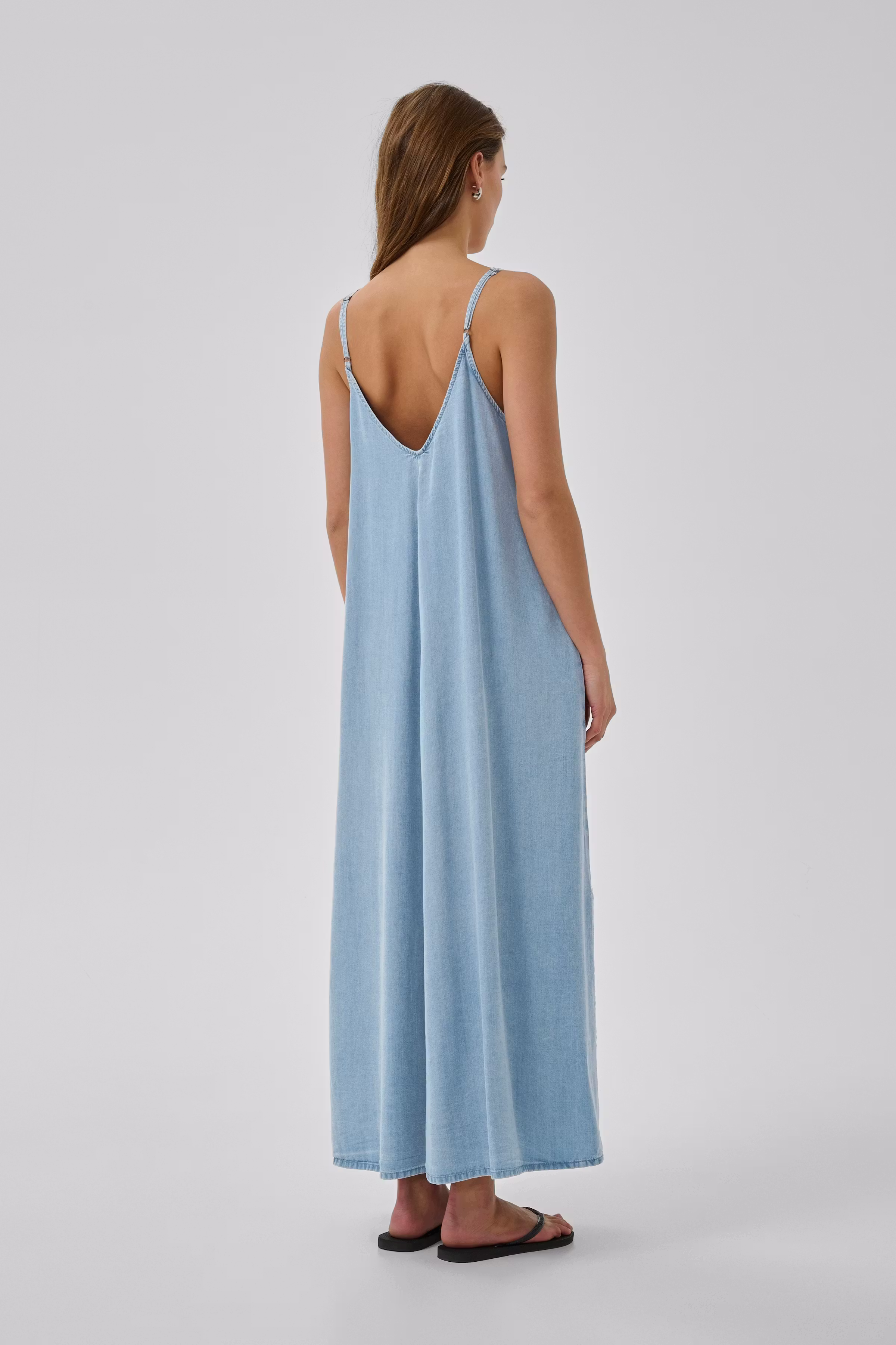 NellyMW Kleid LOOKBOOK BACK 10704742-100051