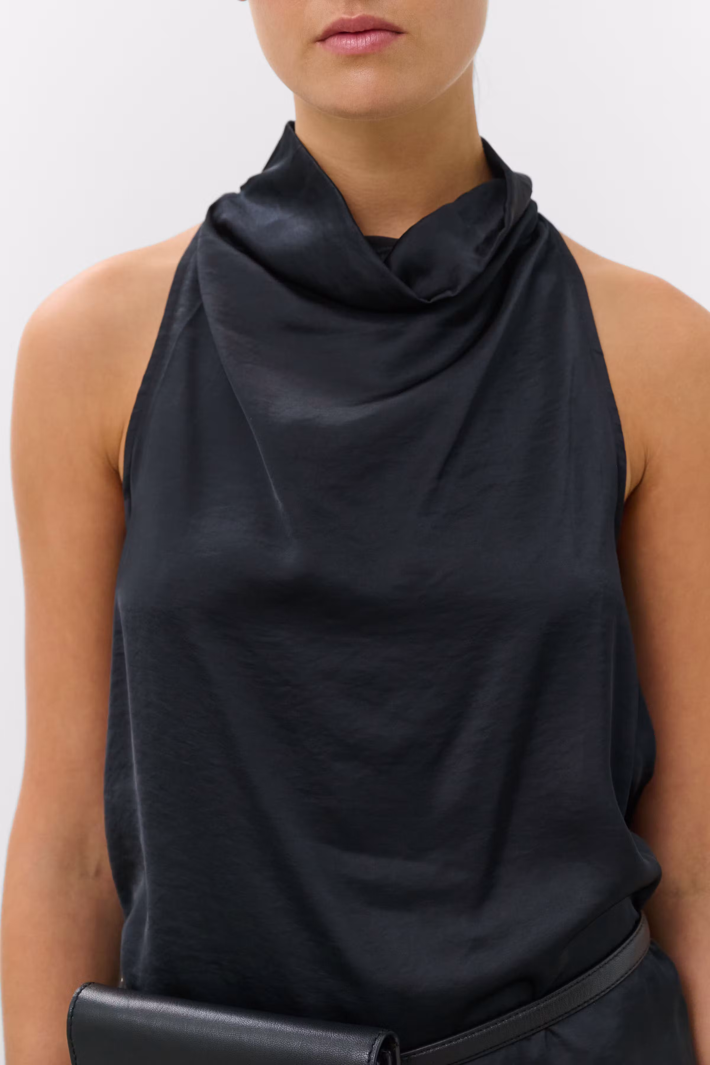 SLVerona Blouse LOOKBOOK DETAIL 30410228-194008