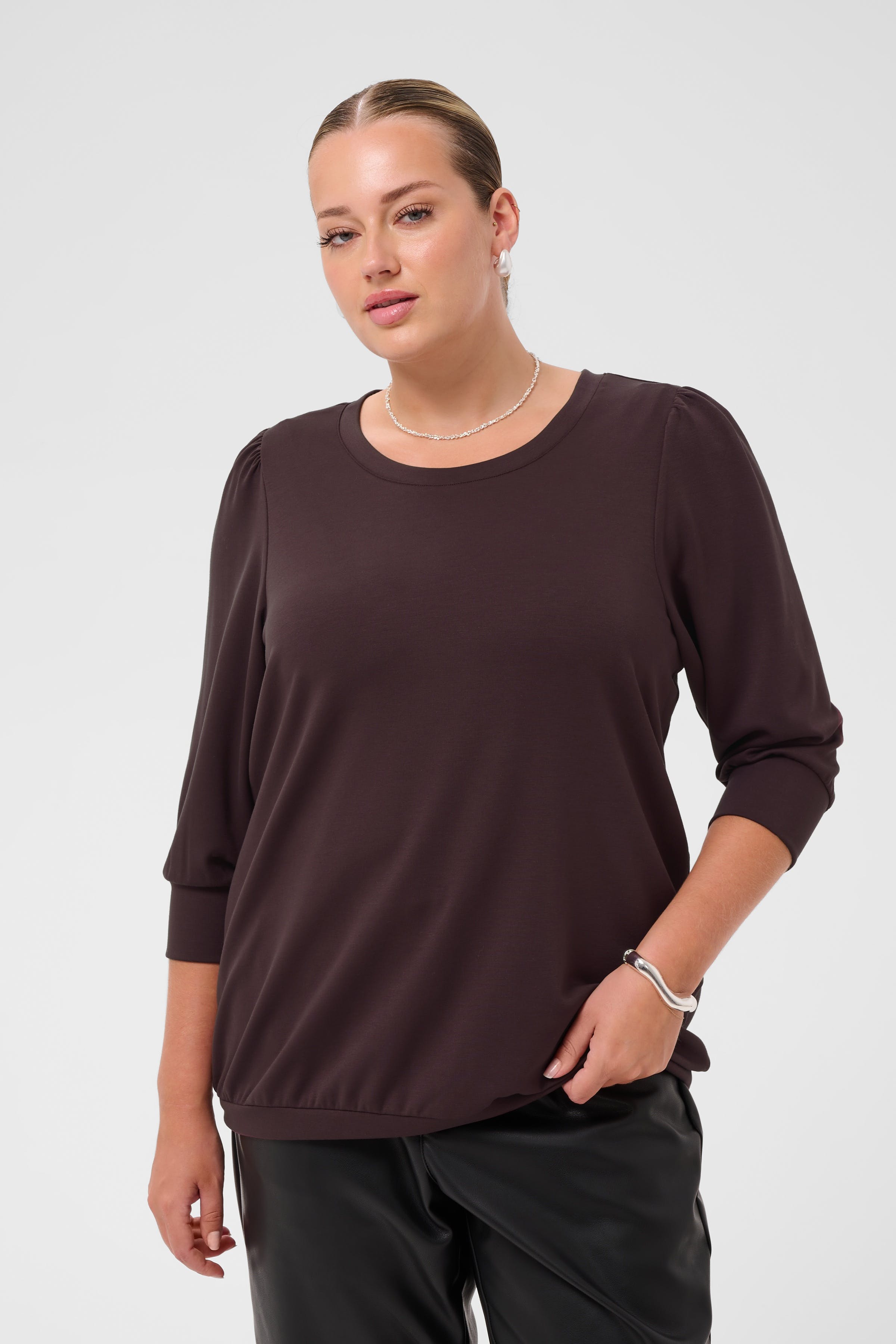 KCannia Sweatshirt LOOKBOOK FRONT 10584423-191619