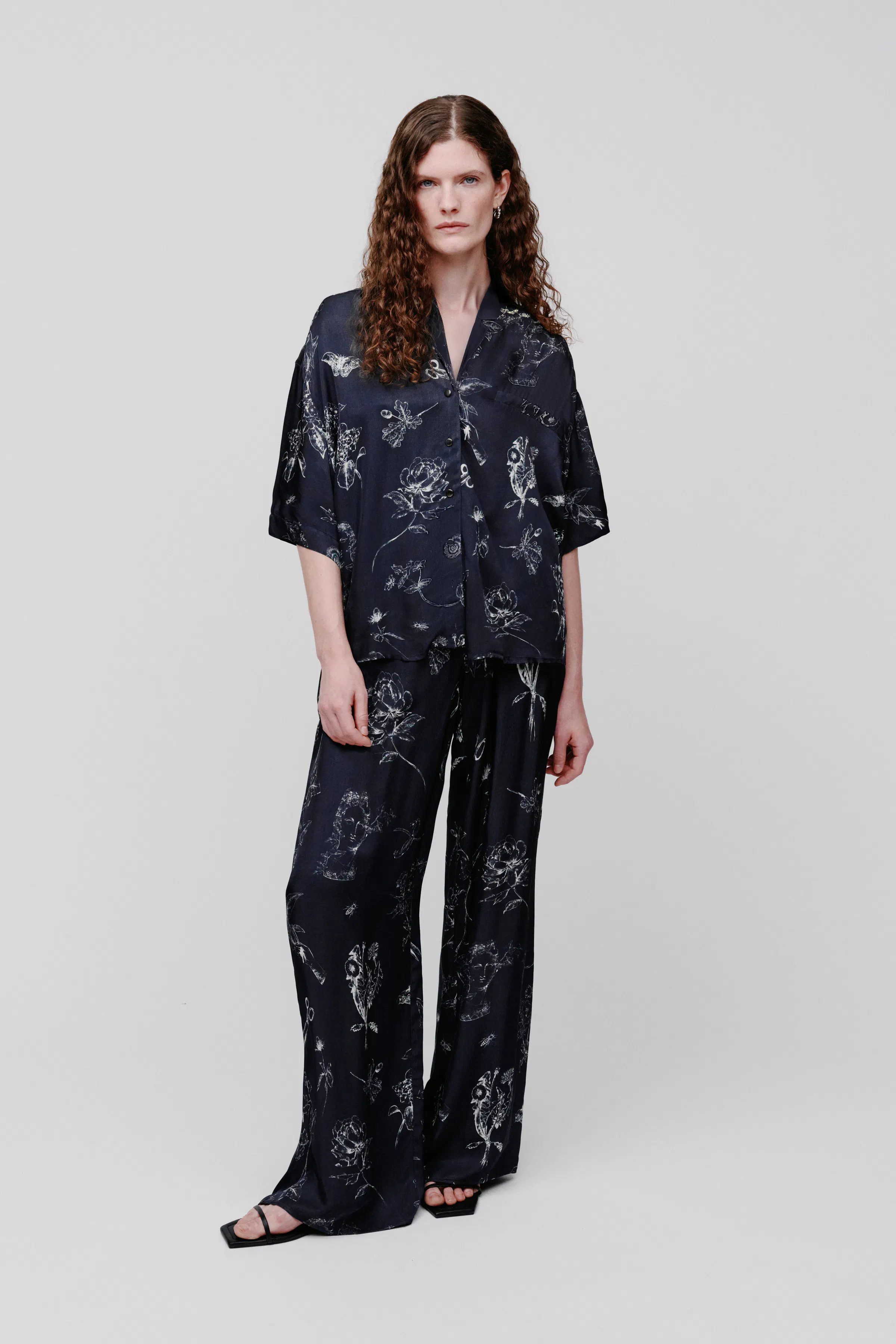 PIA Trousers LOOKBOOK FRONT 30600637-MC2174