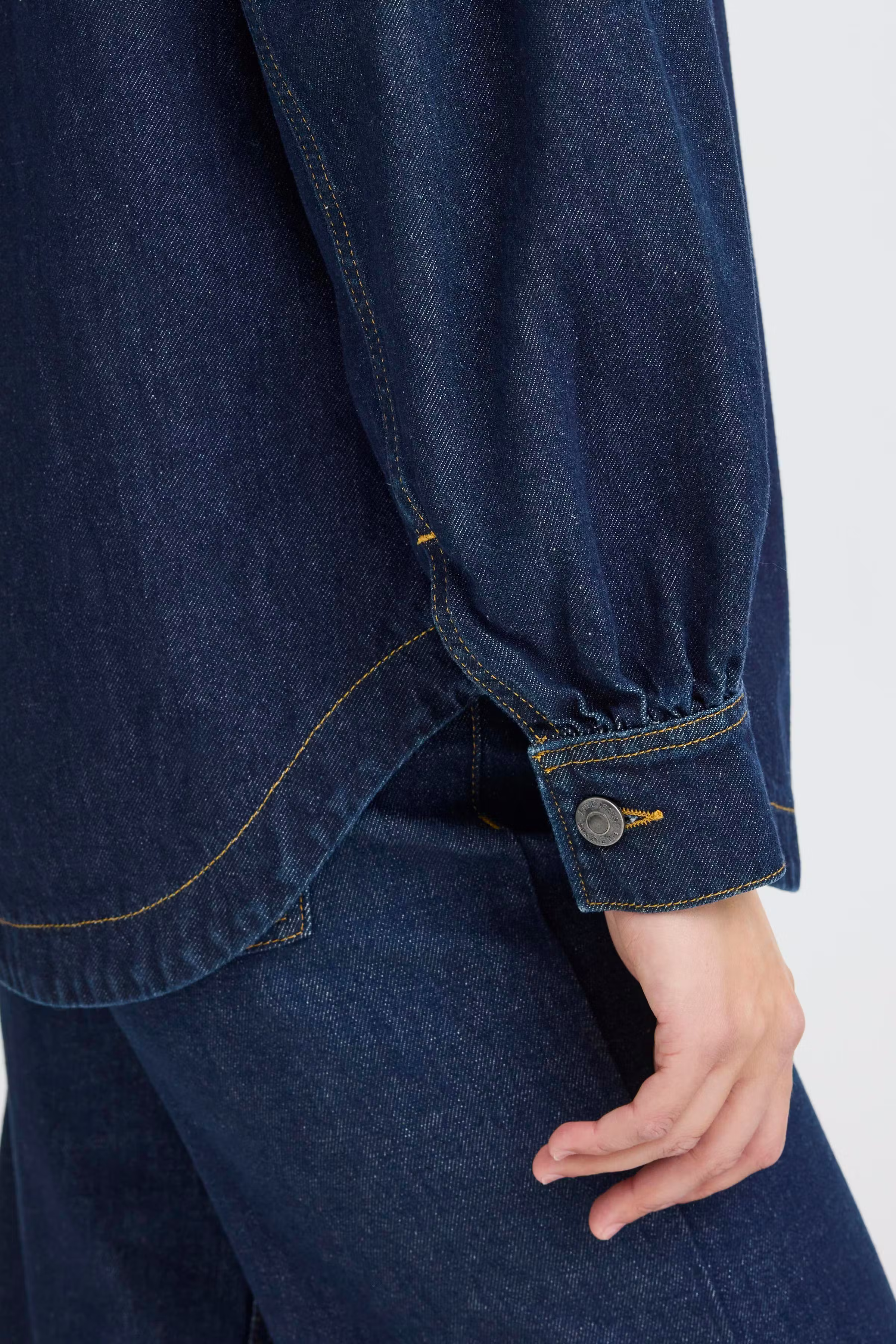 PZLIRA Shirt LOOKBOOK DETAIL 50209033-200002