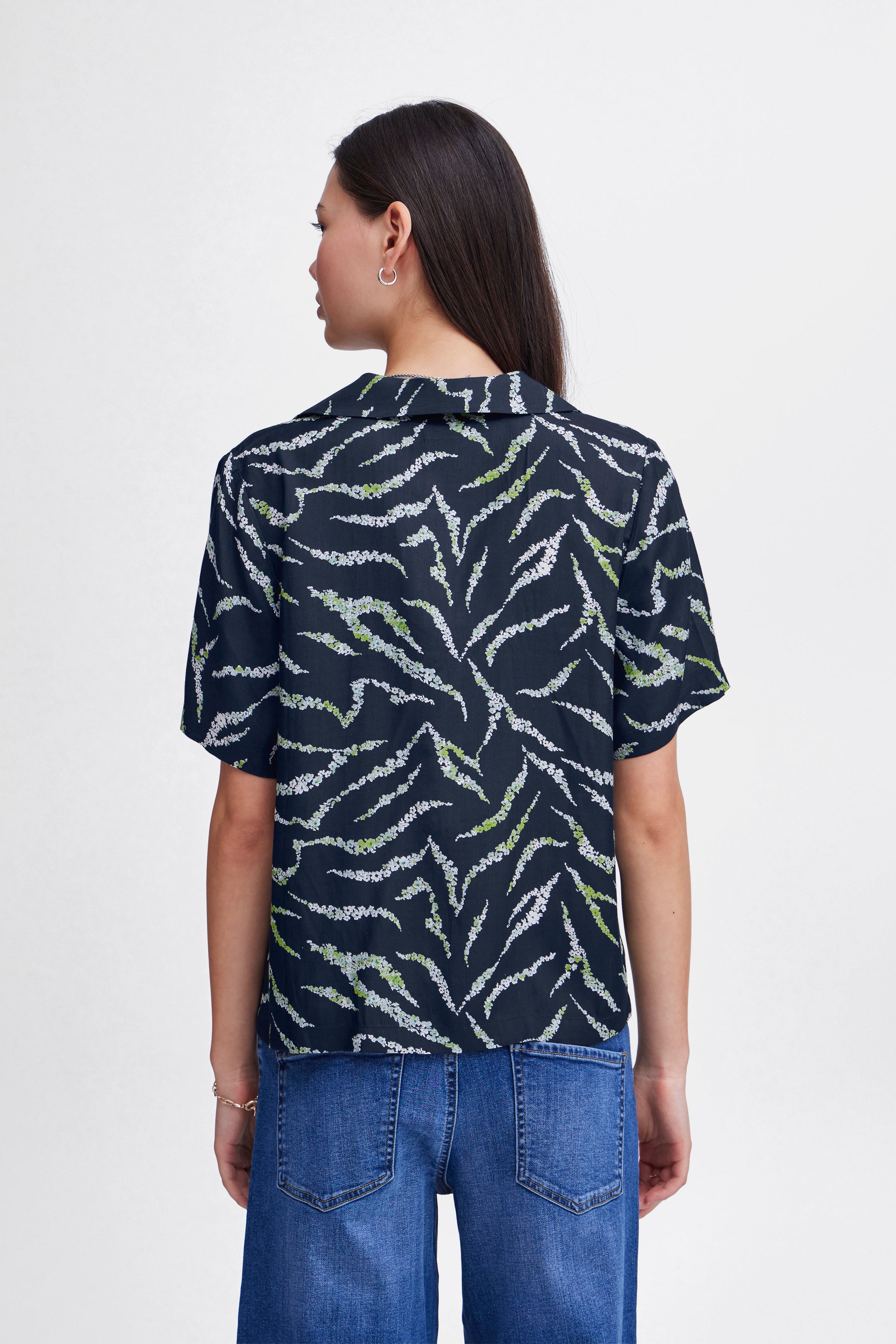 IHEVOLA Hemd LOOKBOOK BACK 20120612-202811