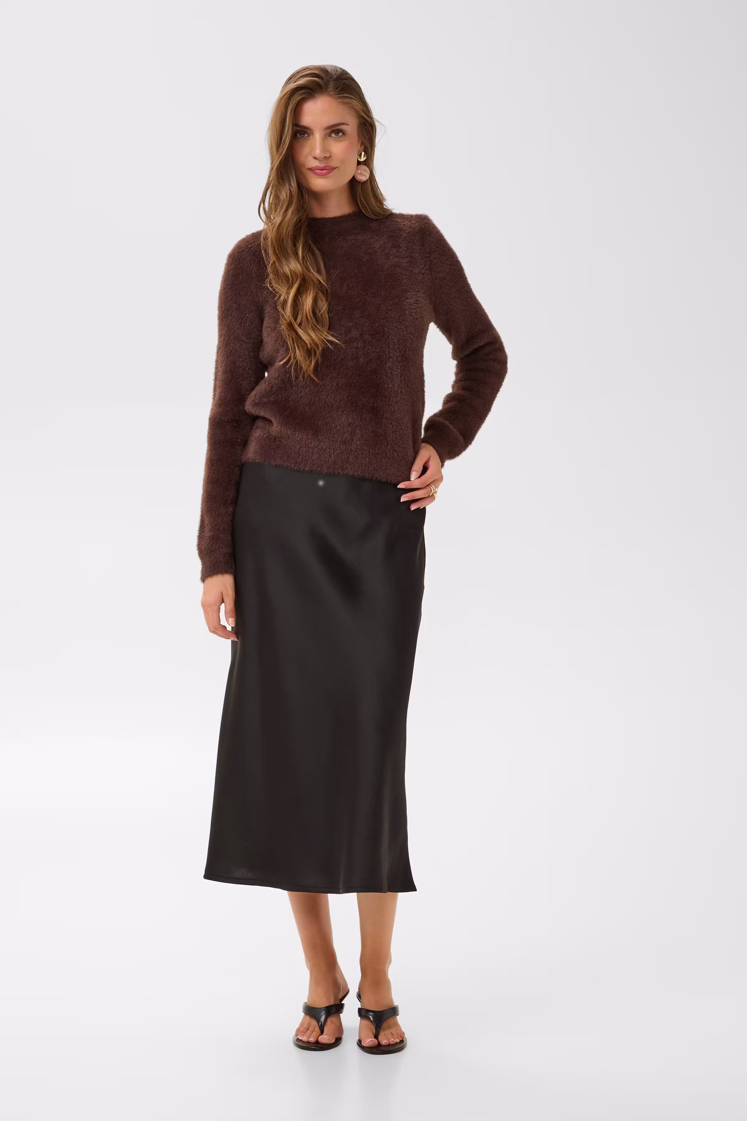 CRInaya Pullover LOOKBOOK FRONT 10615548-191016