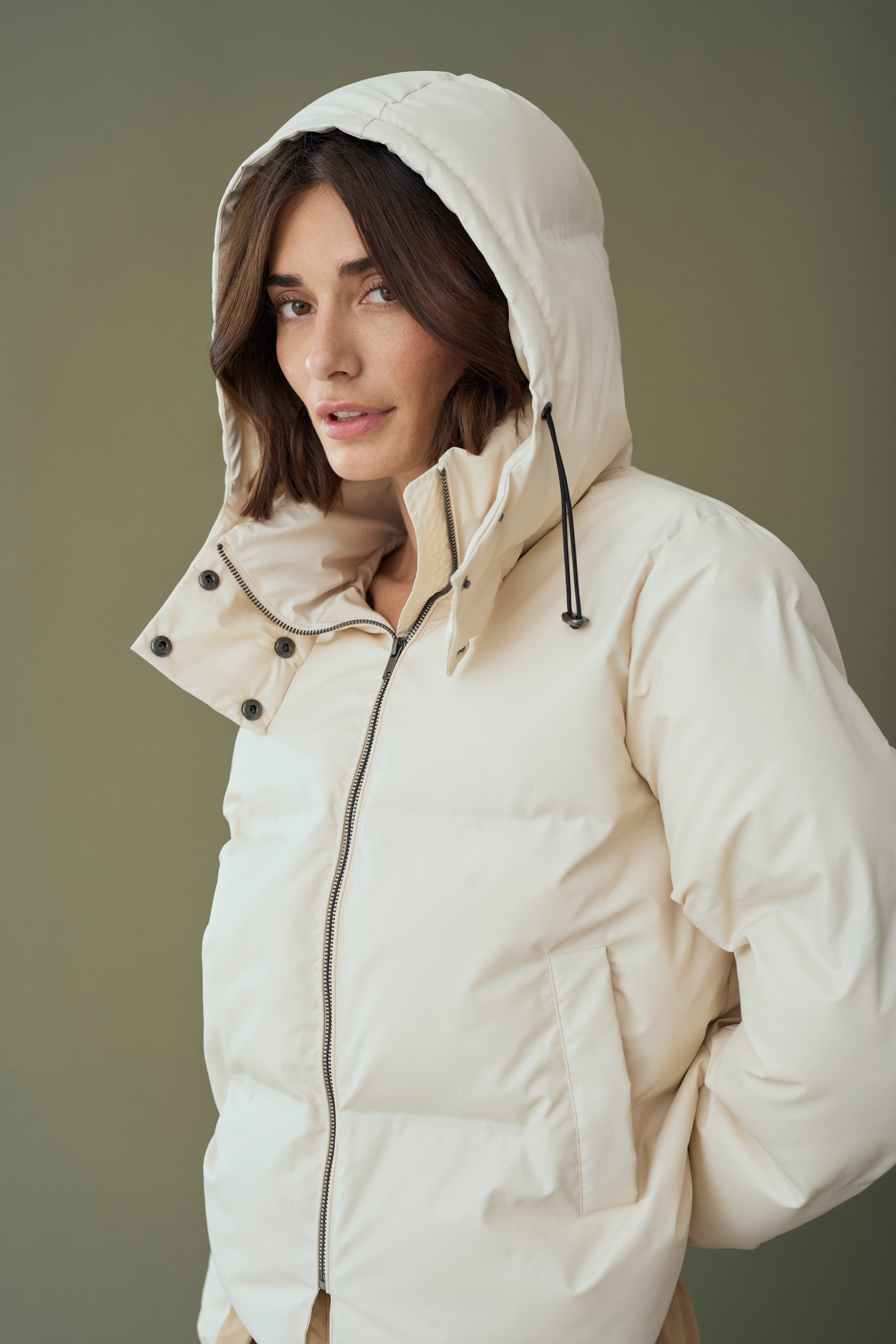 CUcelinda Short puffer jacket LOCATION NONE 50112028-120304