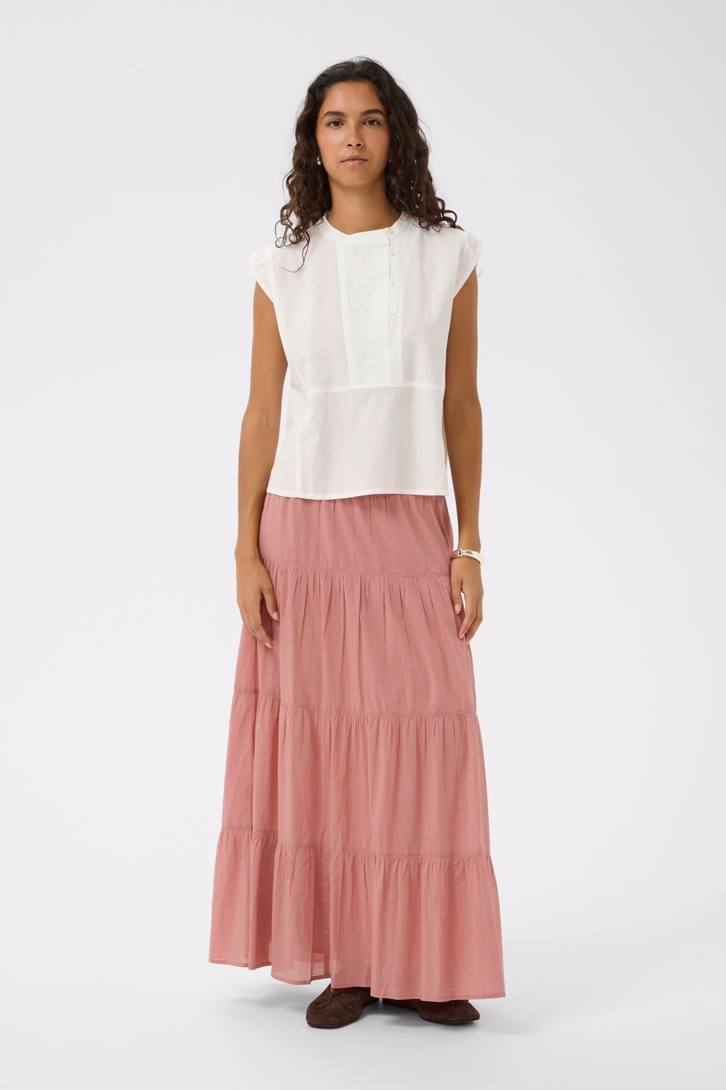 SLRuna Skirt LOOKBOOK FRONT 30409144-171514