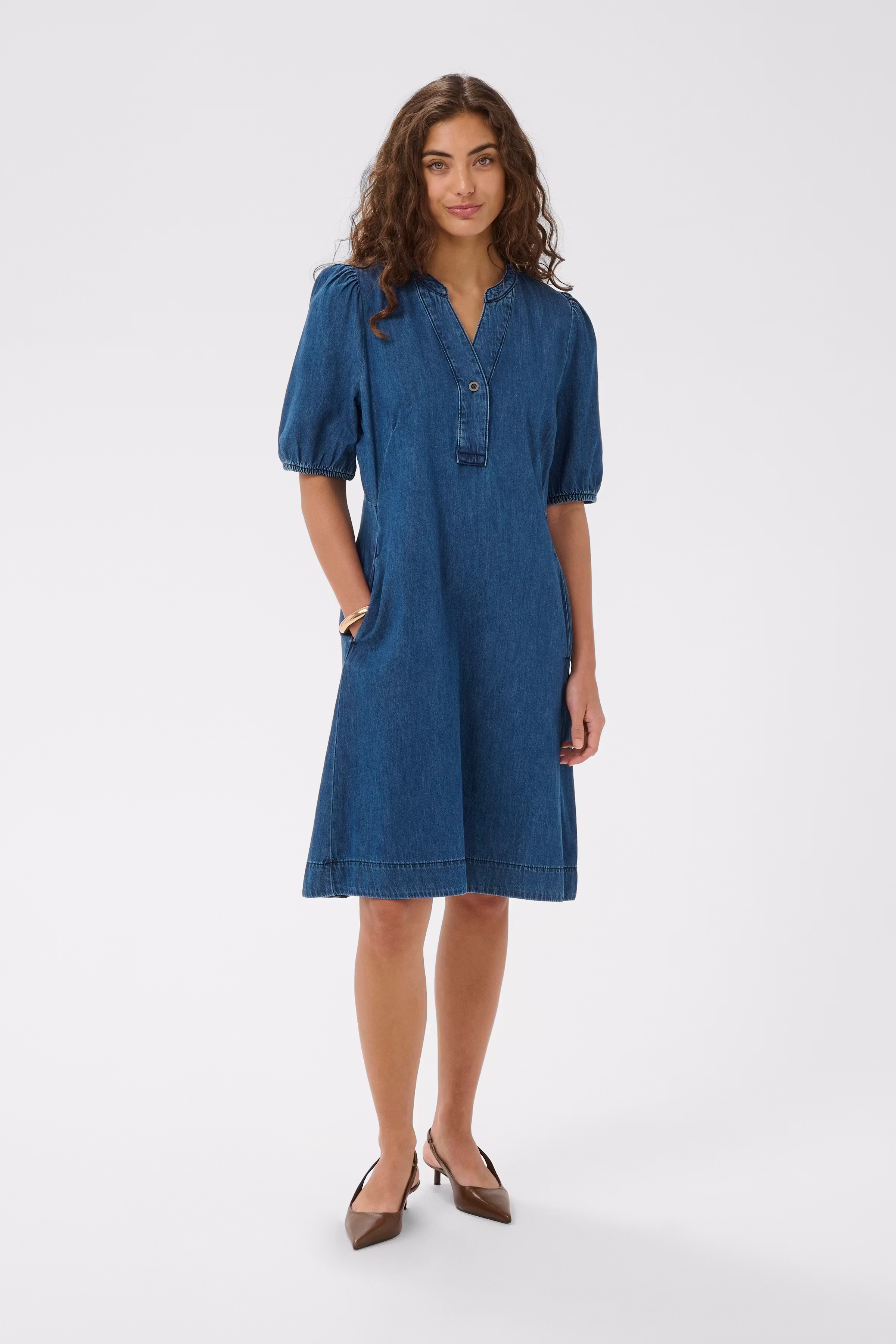 CUberteline Kjole LOOKBOOK FRONT 50112290-500029