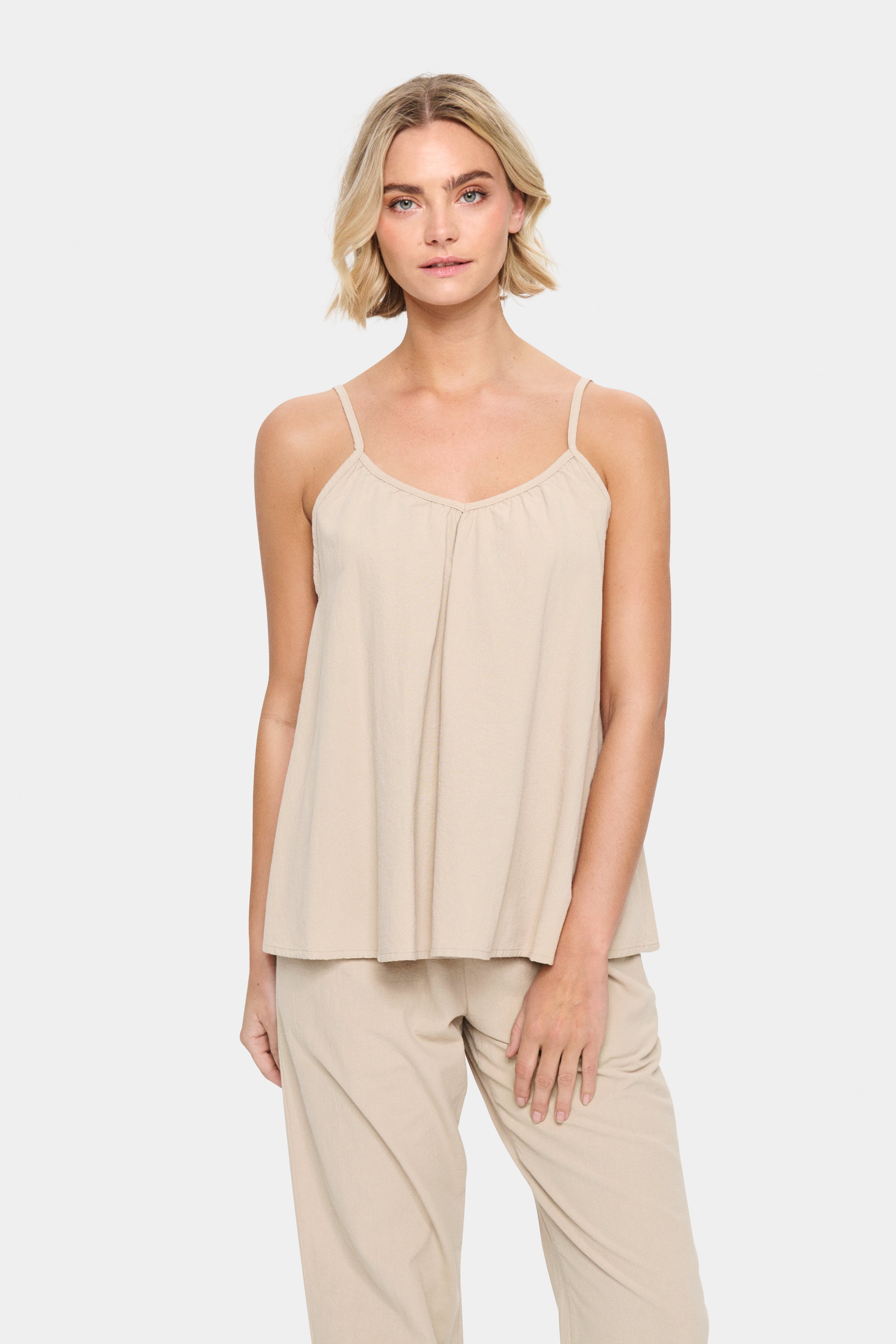 ZalindaSZ Top LOOKBOOK FRONT 30513950-161105