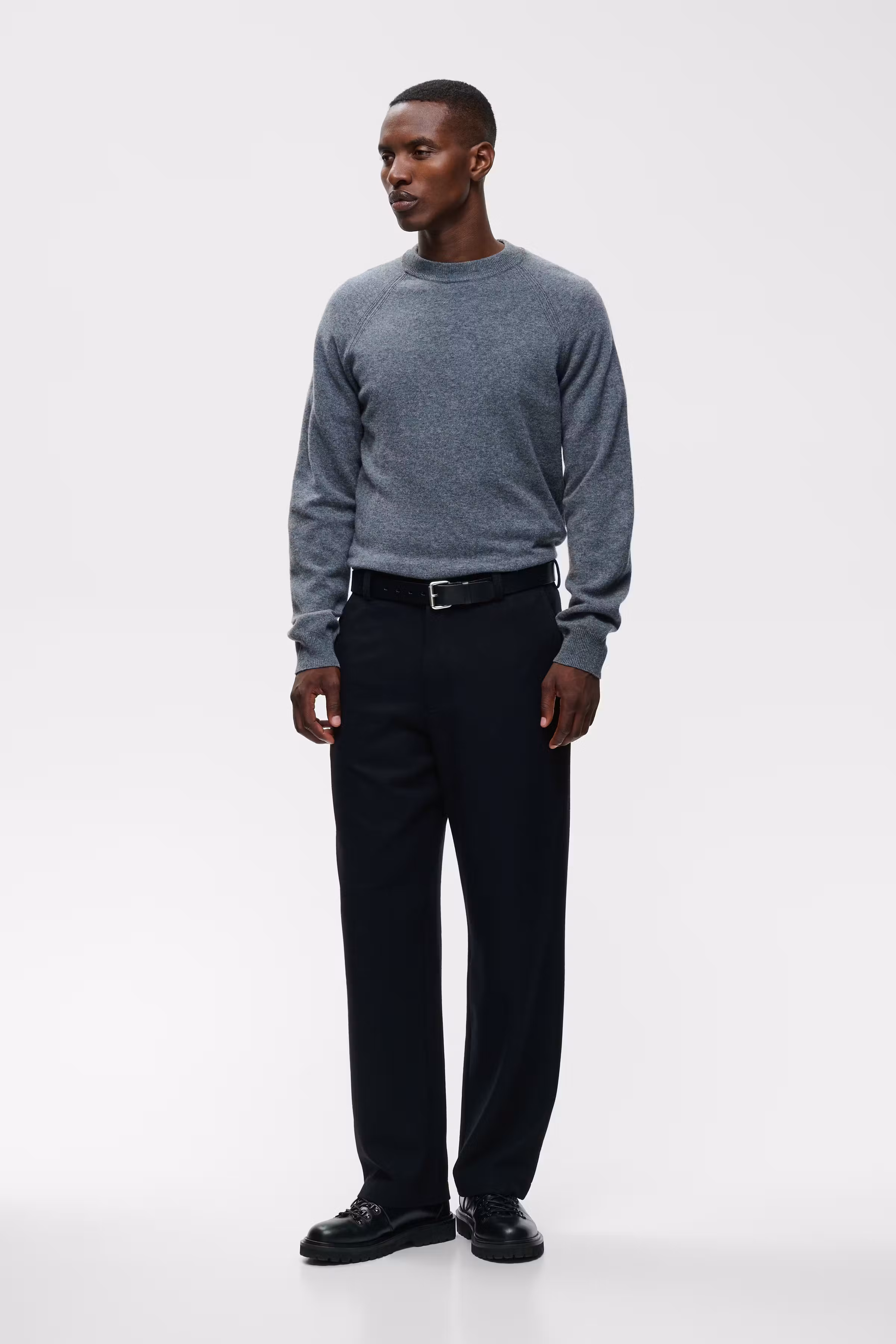 MAchino Hose LOOKBOOK FRONT 30209412-194011