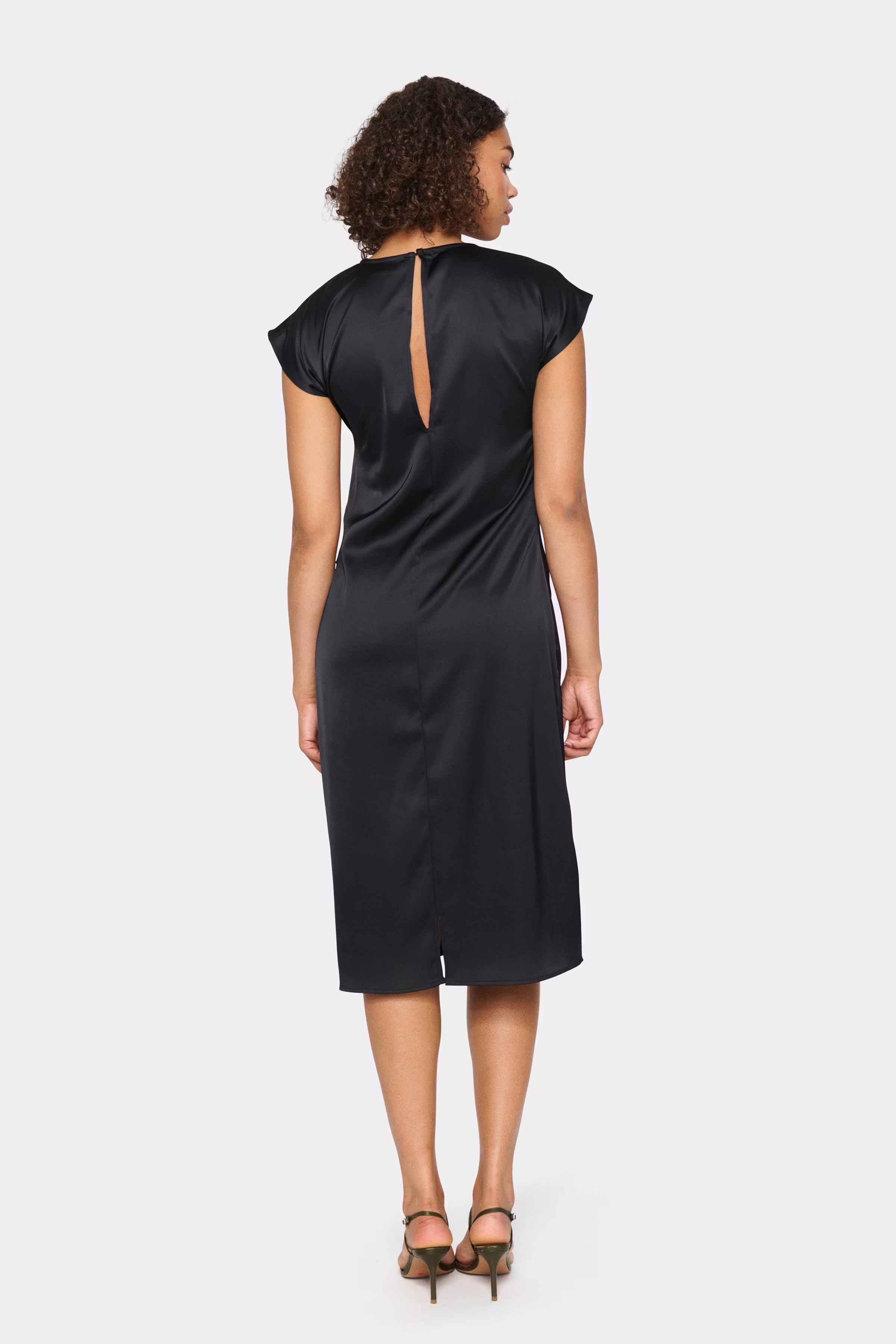 ZoviSZ Jurk LOOKBOOK BACK 30513983-193911