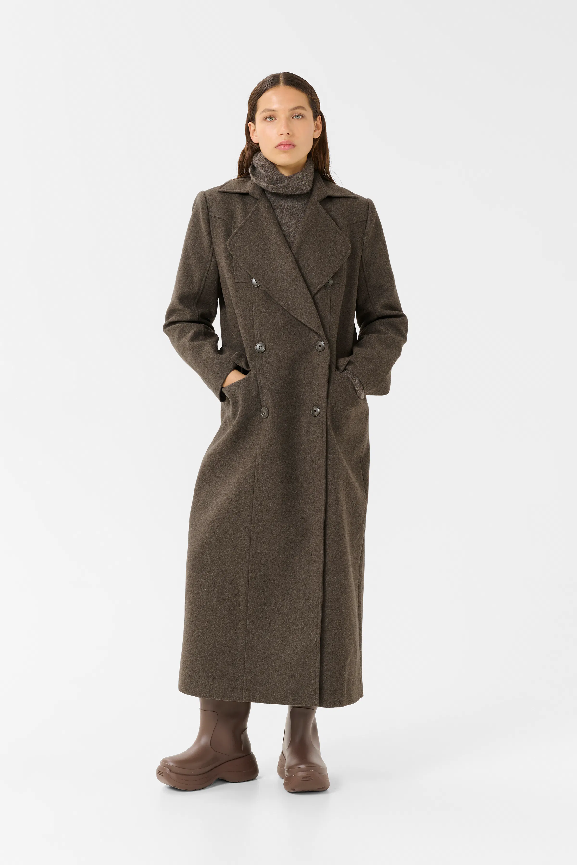 GZzinka Coat LOOKBOOK FRONT 10910348-107758