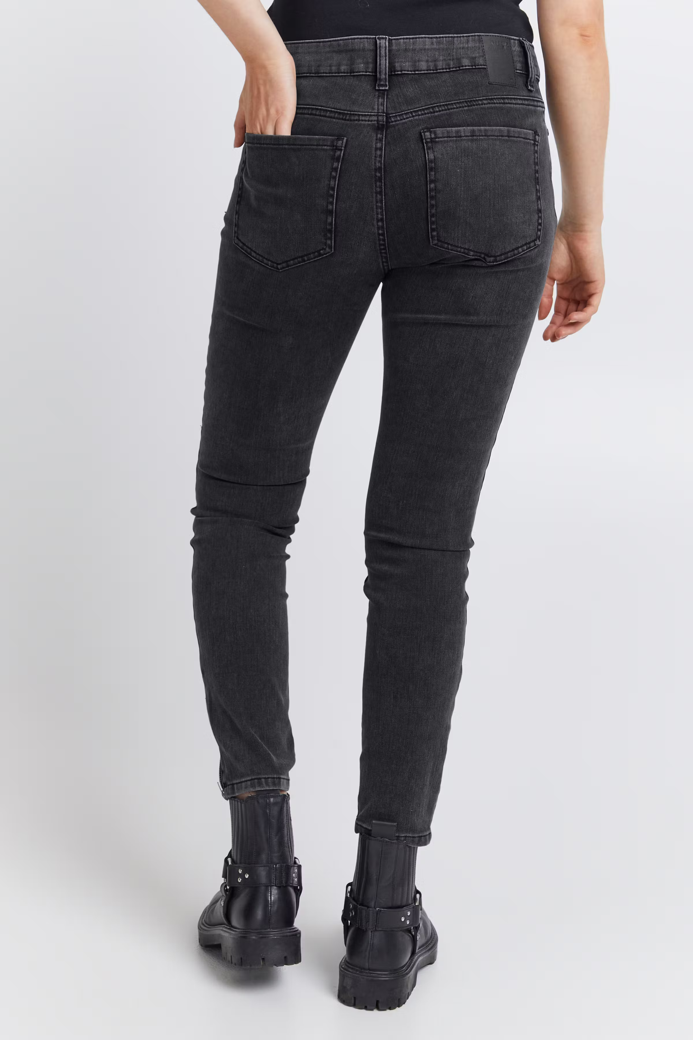 PZEMMA Jeans LOOKBOOK BACK 50206789-200004