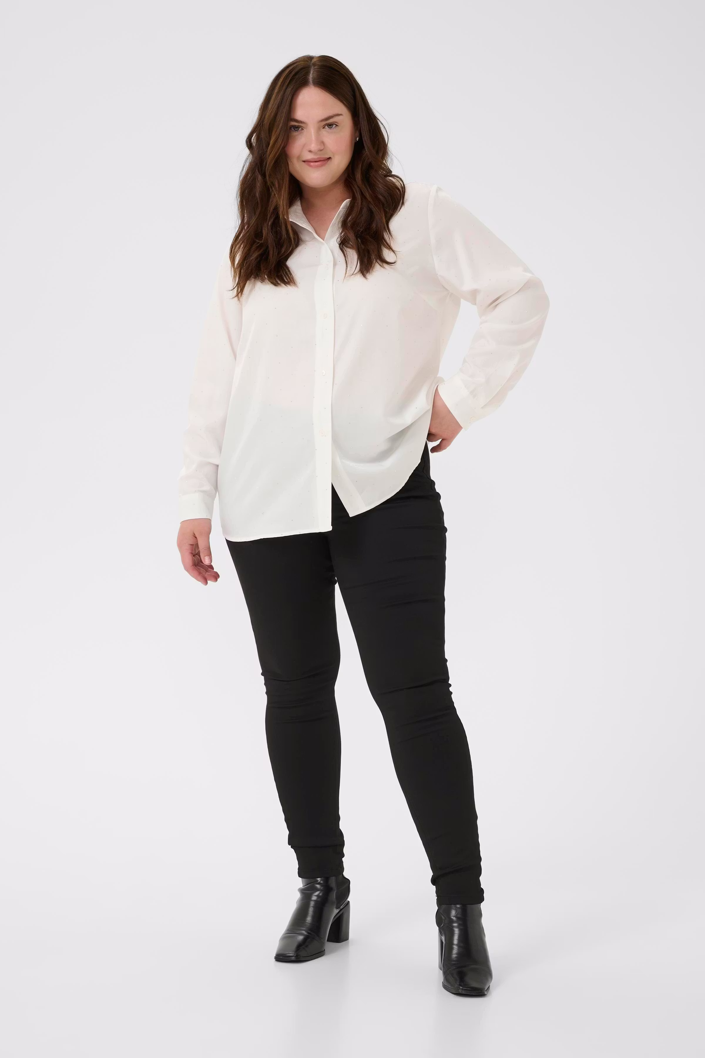 KCada Shirt LOOKBOOK FRONT 10583846-110602