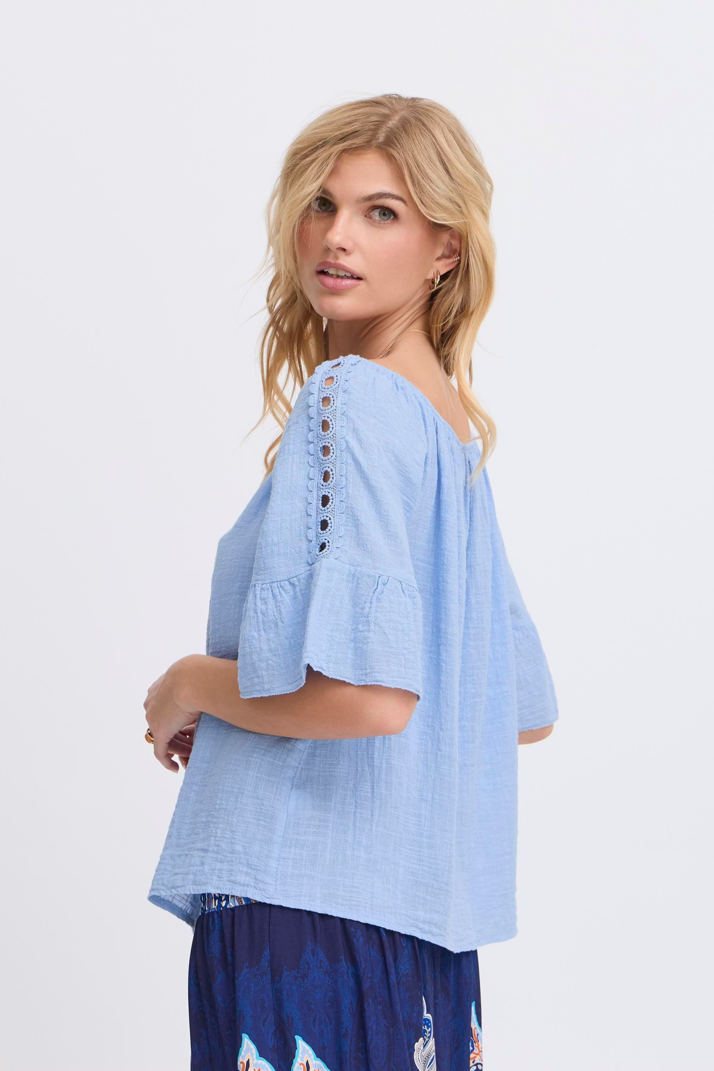 SBALEXA Bluse LOOKBOOK BACK 22100976-154020