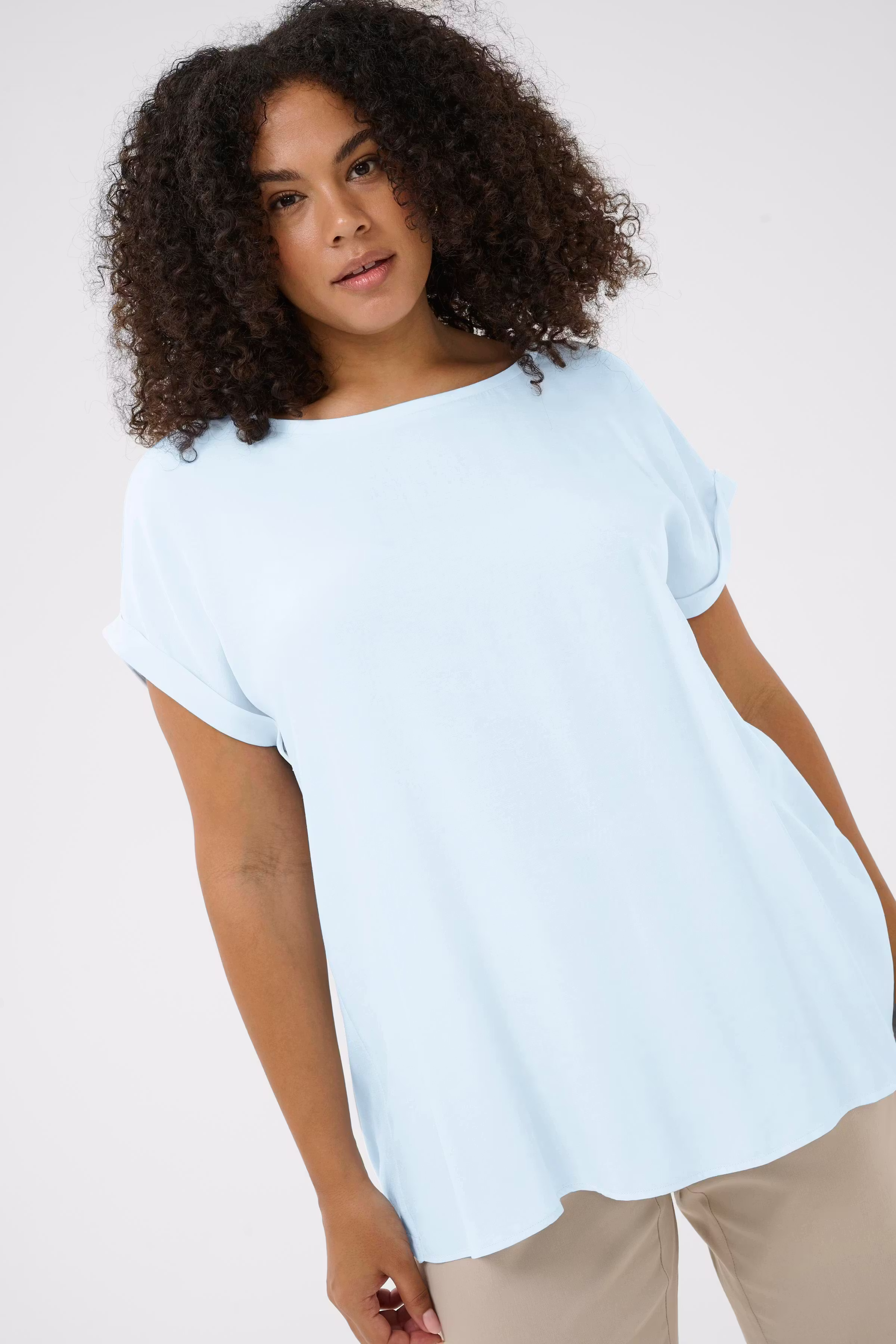 KCmilia Bluse LOOKBOOK DETAIL 10583812-144005