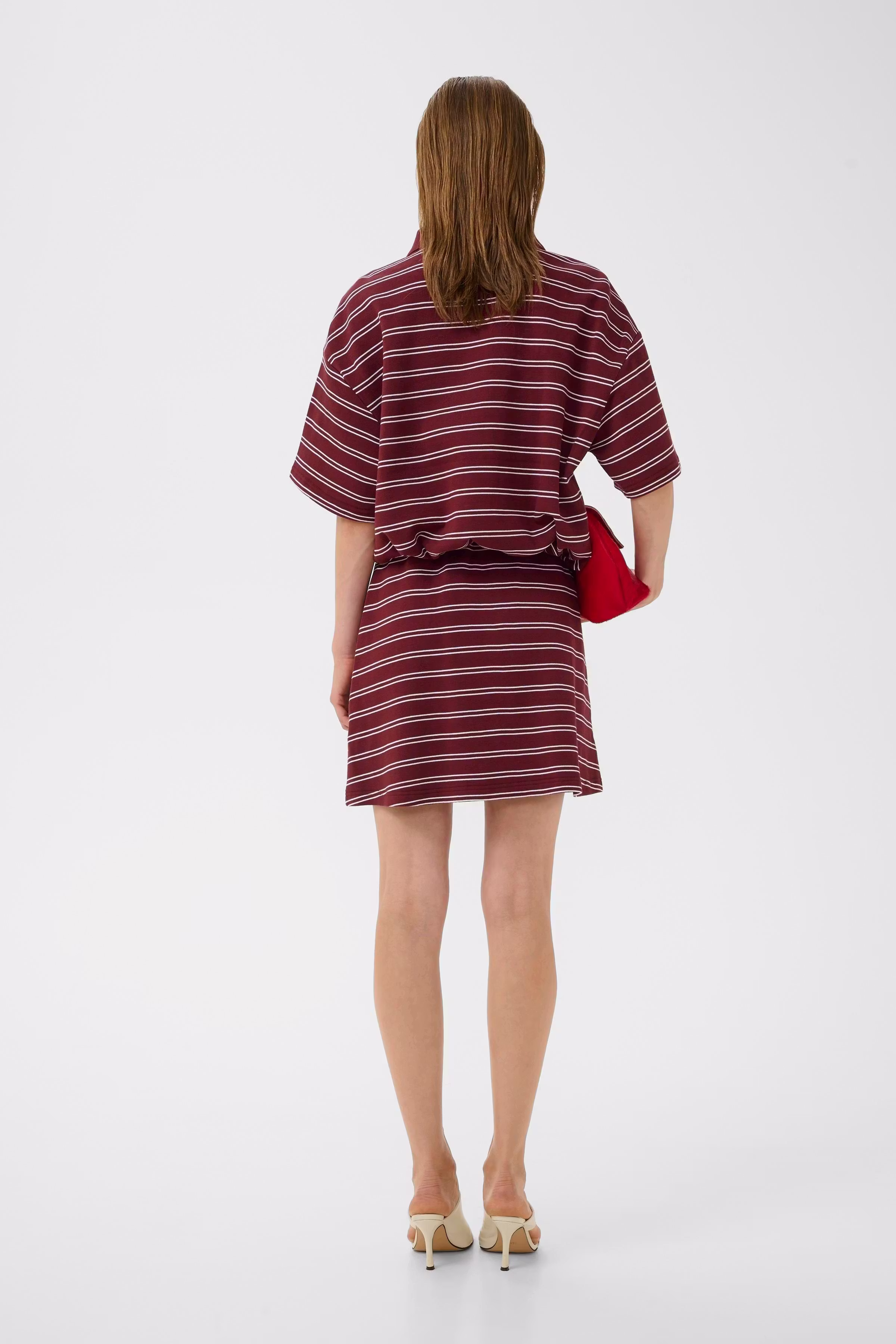 GZpilova T-shirt LOOKBOOK BACK 10911229-109417