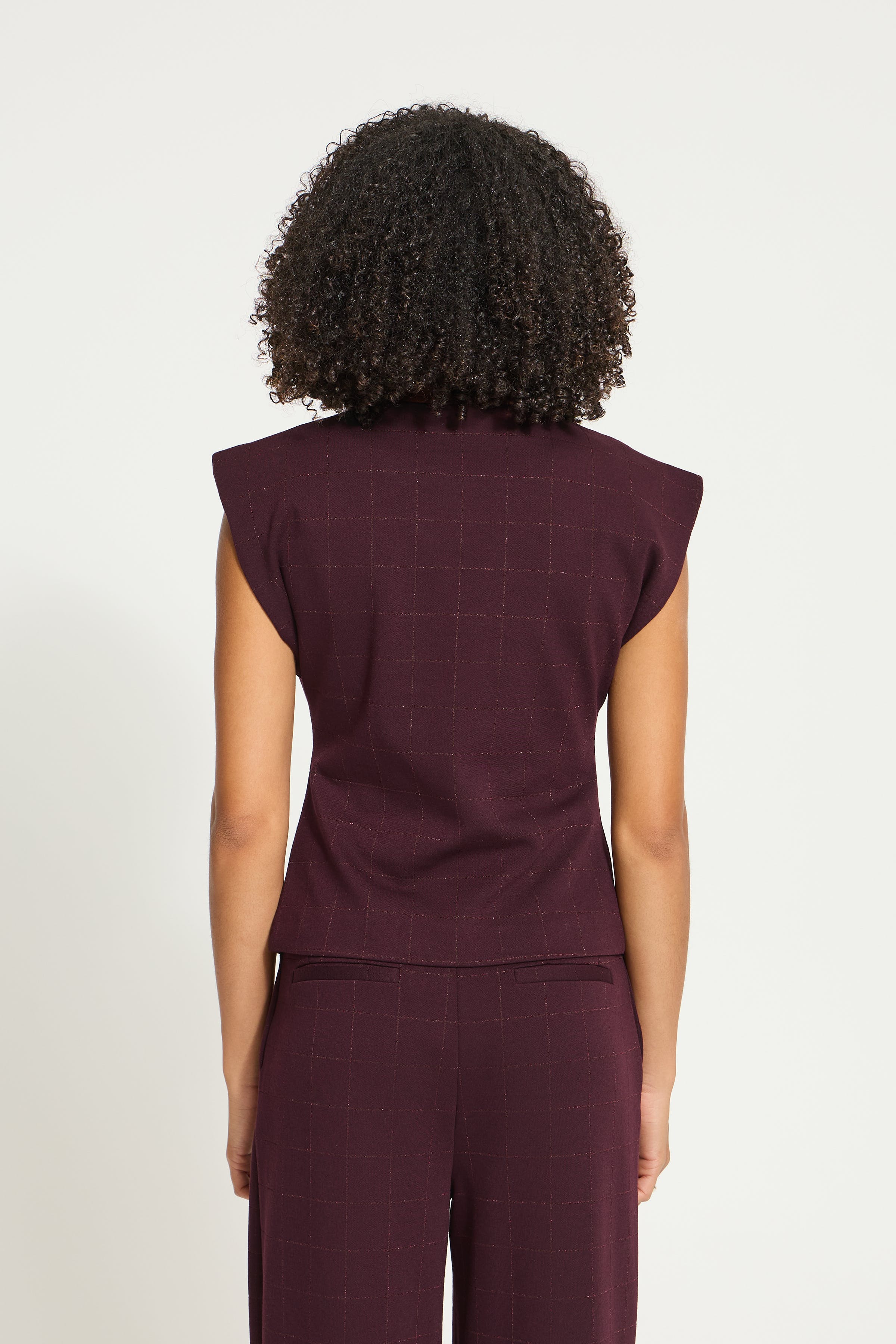 IHKATE Vest LOOKBOOK BACK 20127096-191619