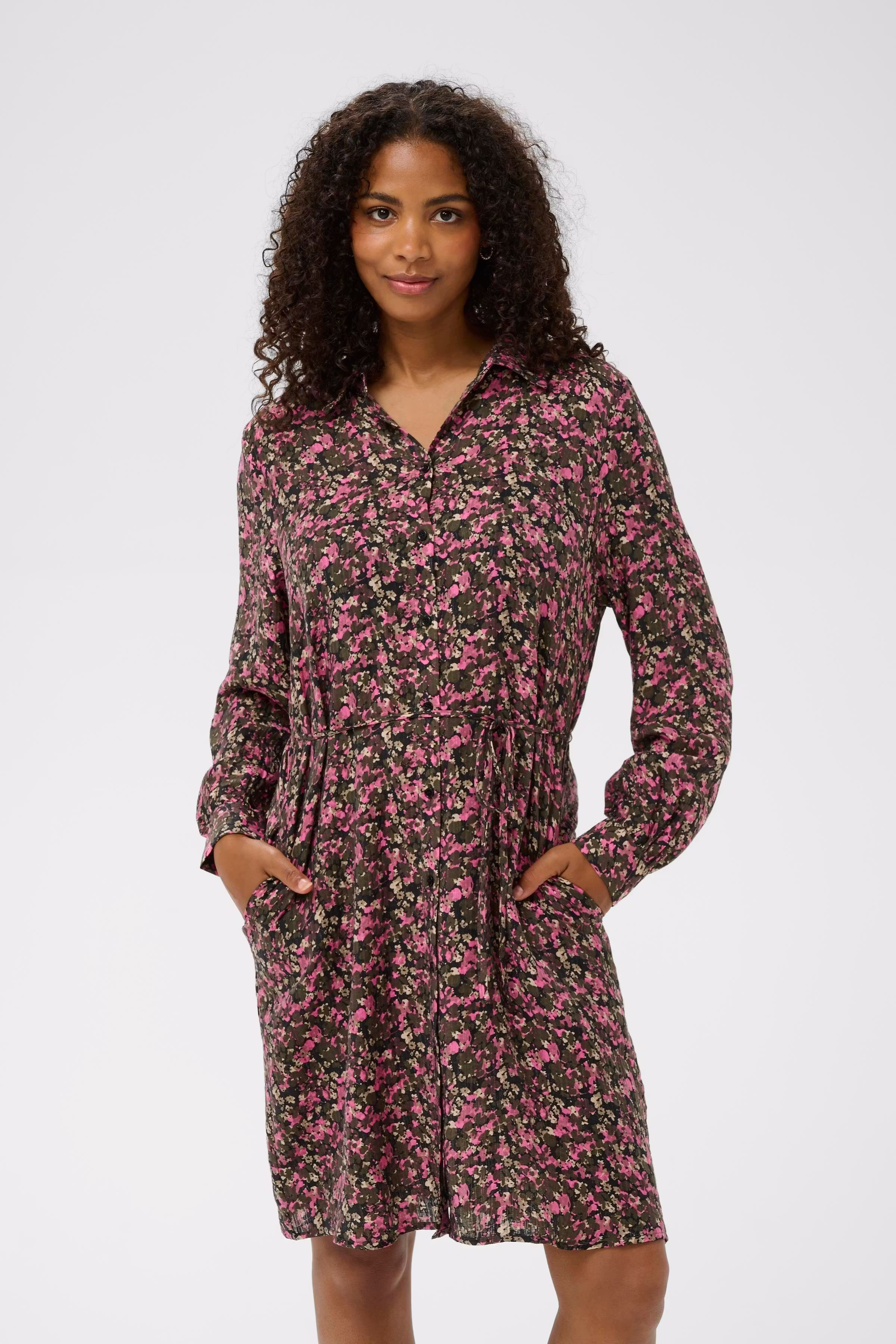 KAbella Dress LOOKBOOK FRONT 10511034-108749