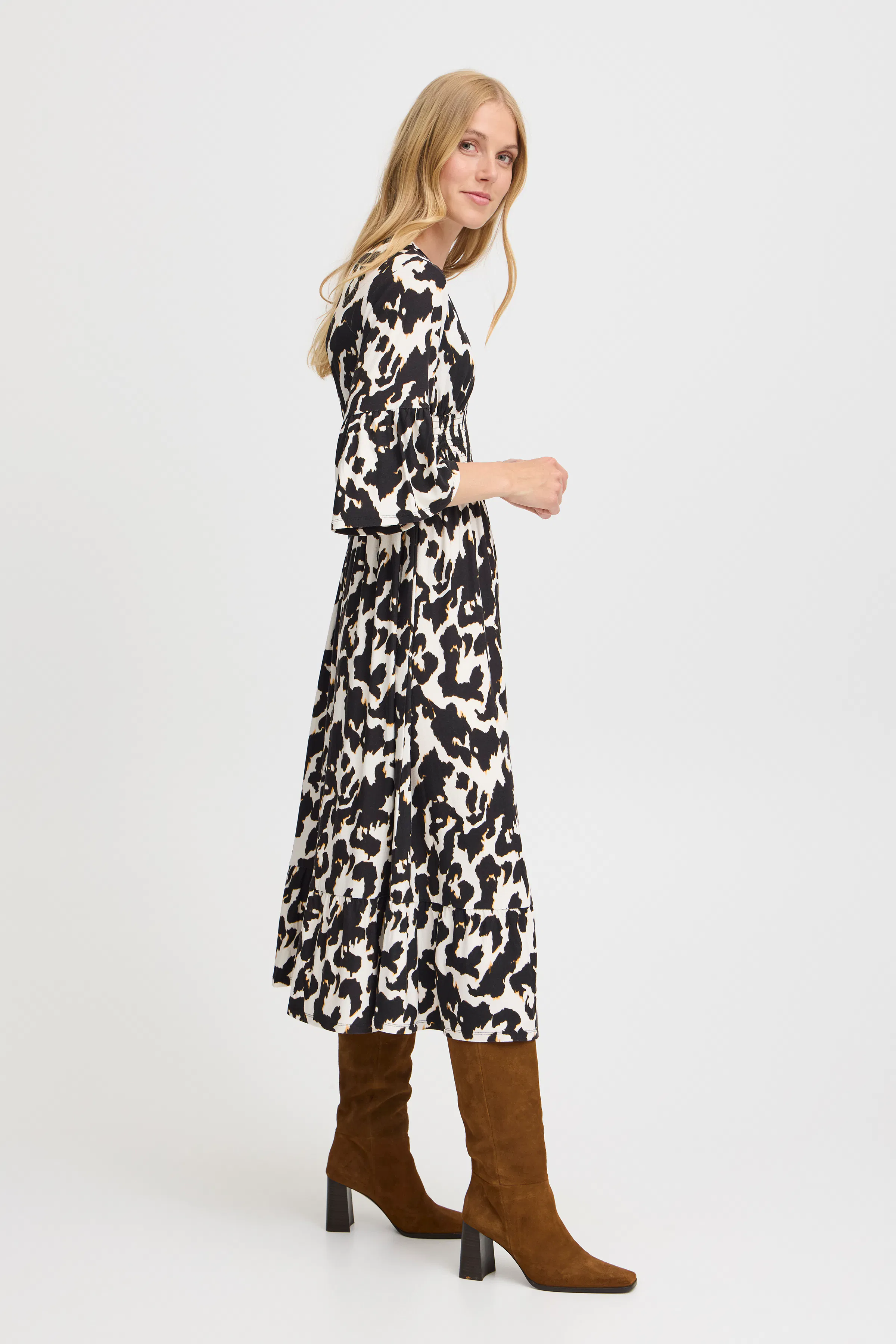 FRSAVOY Kjole LOOKBOOK FRONT 20614652-203440